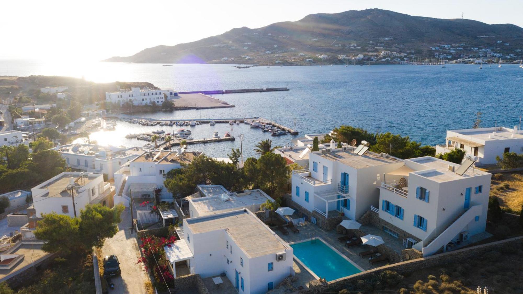 Aqua Blu Syros 2,4 *