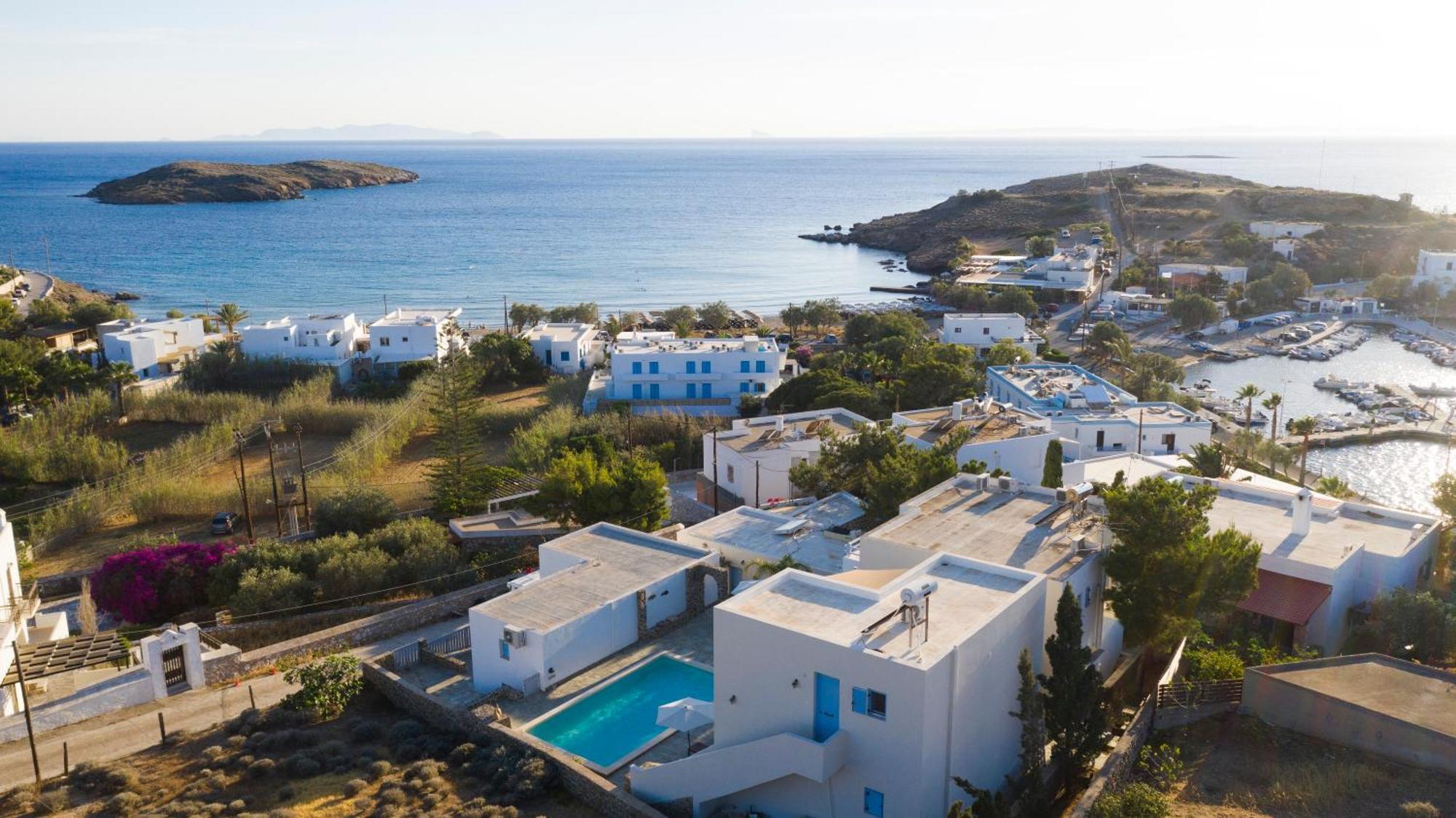 Aqua Blu Syros 2,4 *