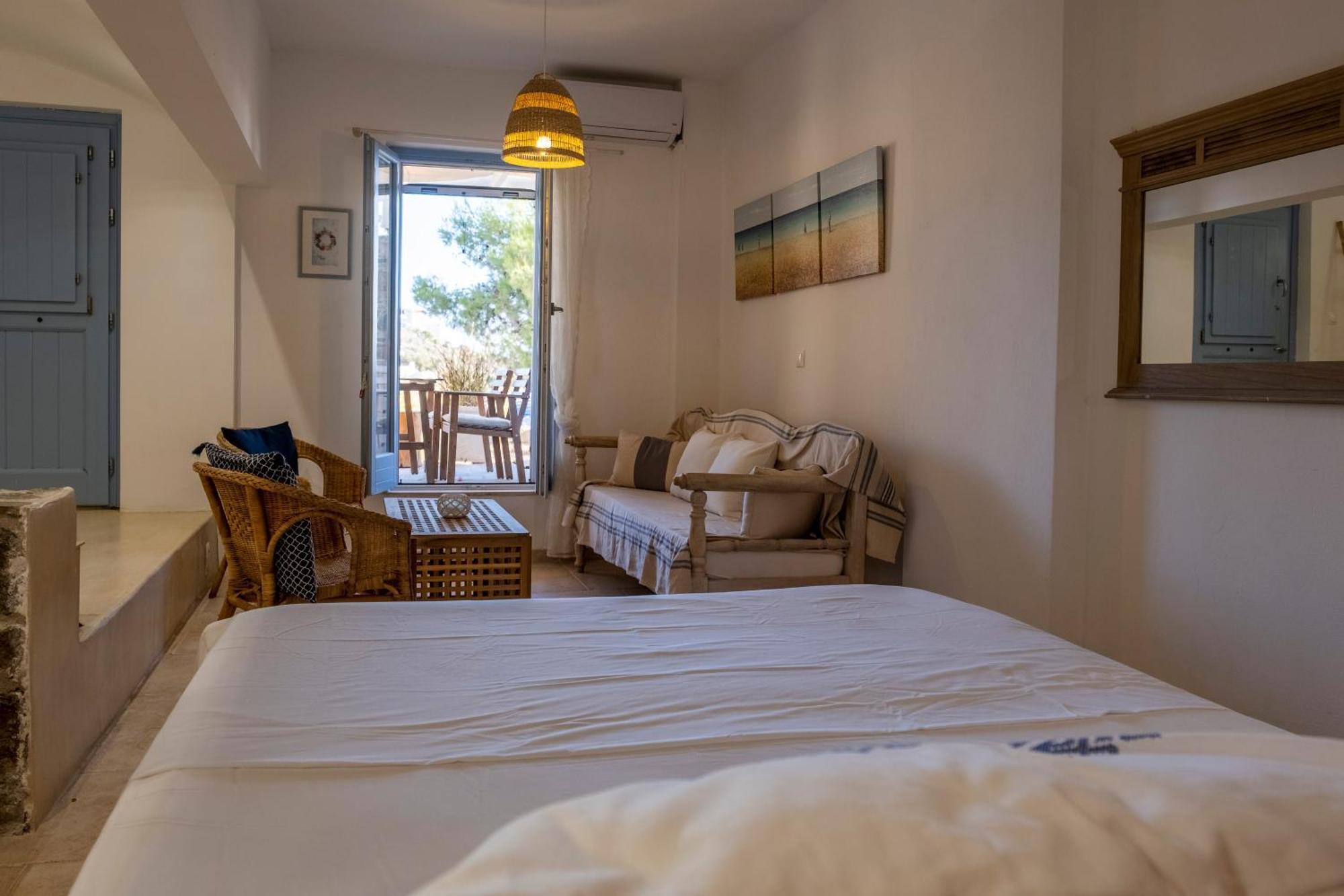 Aqua Blu Syros 2,4 Posidhonia (Syros)