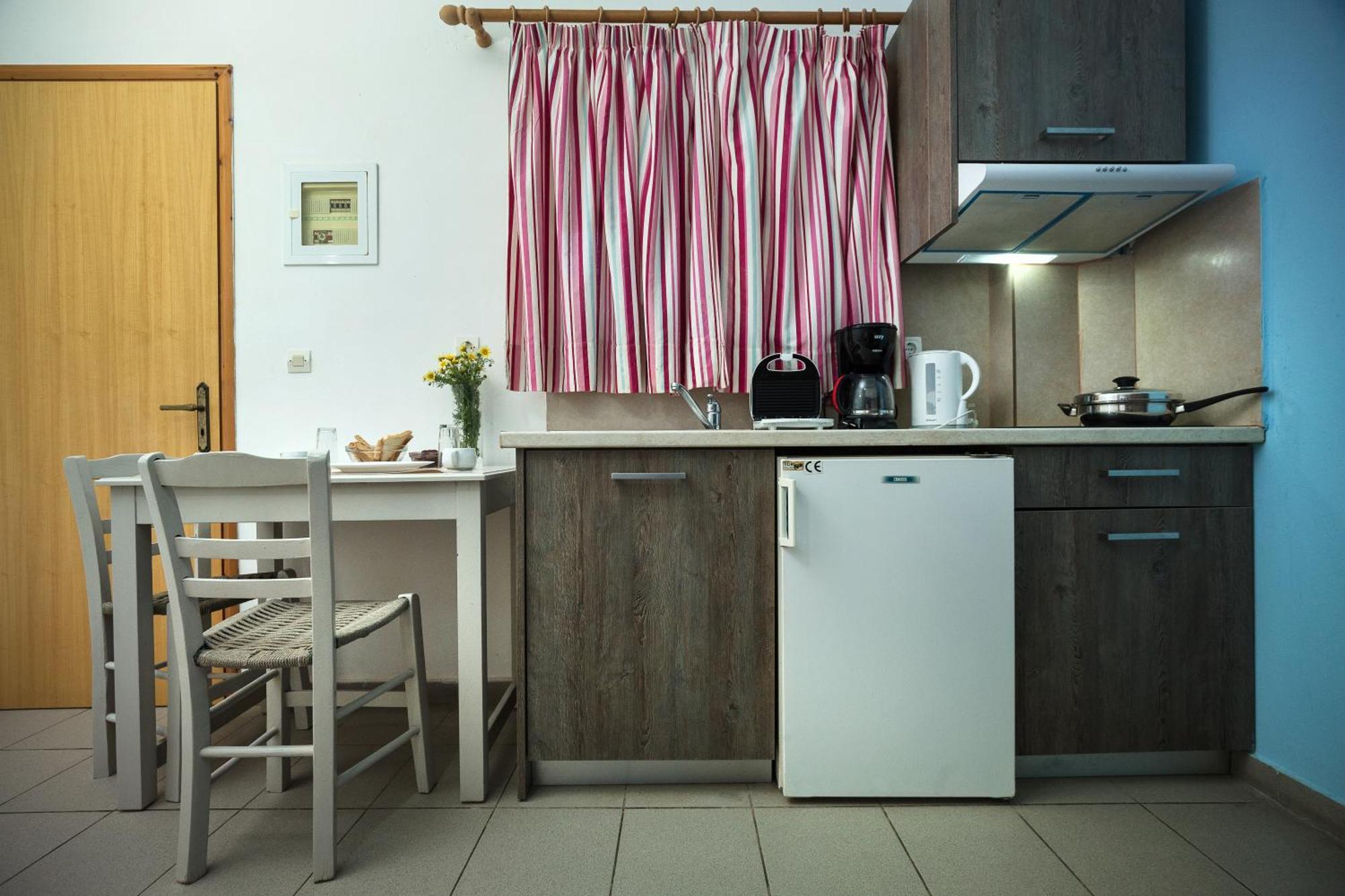 Apartment Kalami *