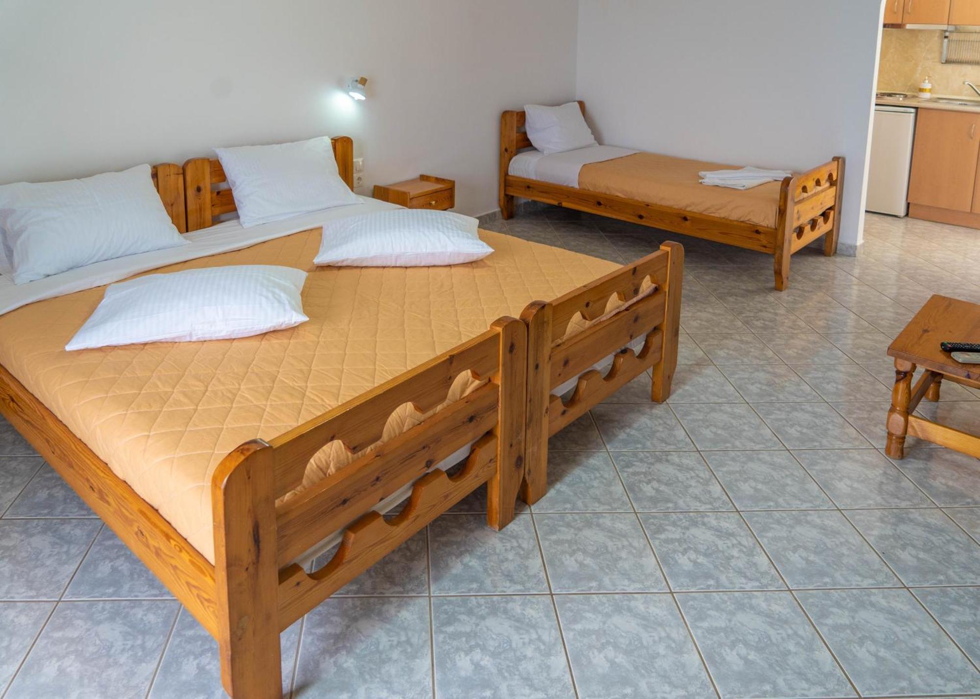 Ermioni Aparthotel