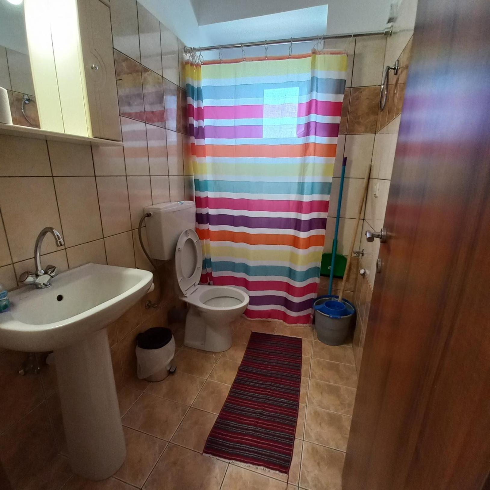Central Rooms Apartment Makry Gialos (Crete)