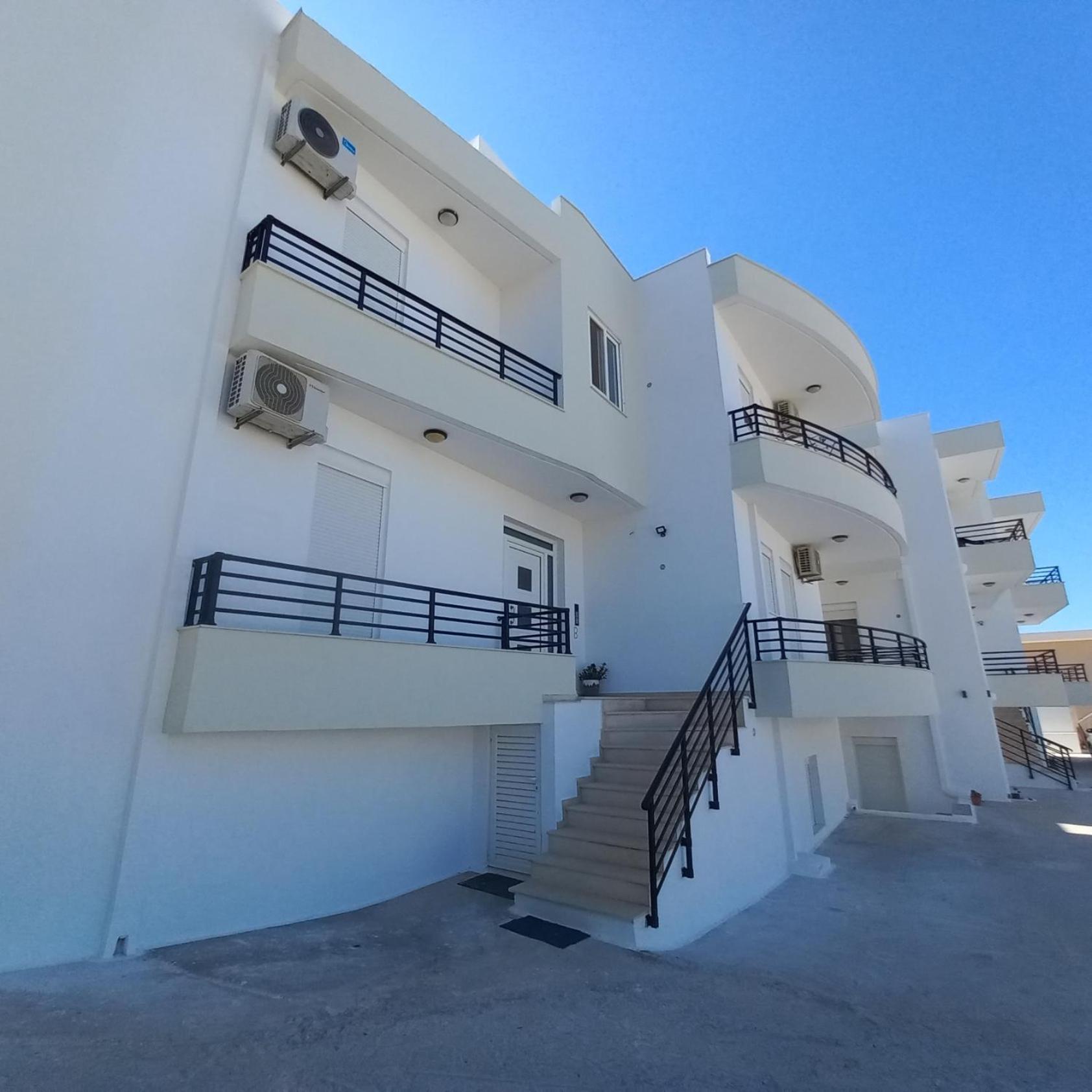 Central Rooms * Makry Gialos (Crete)