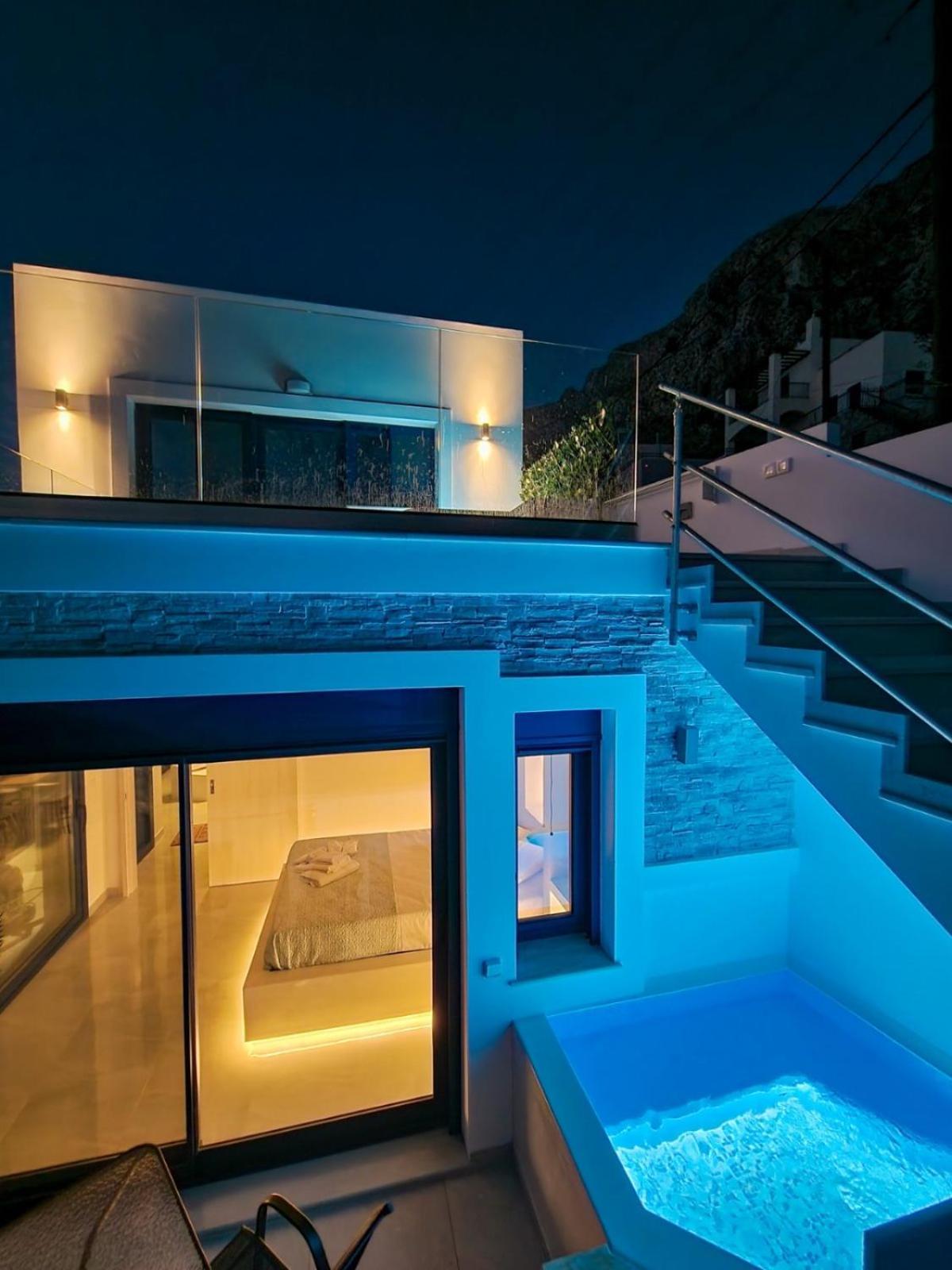 Regina - Luxury *