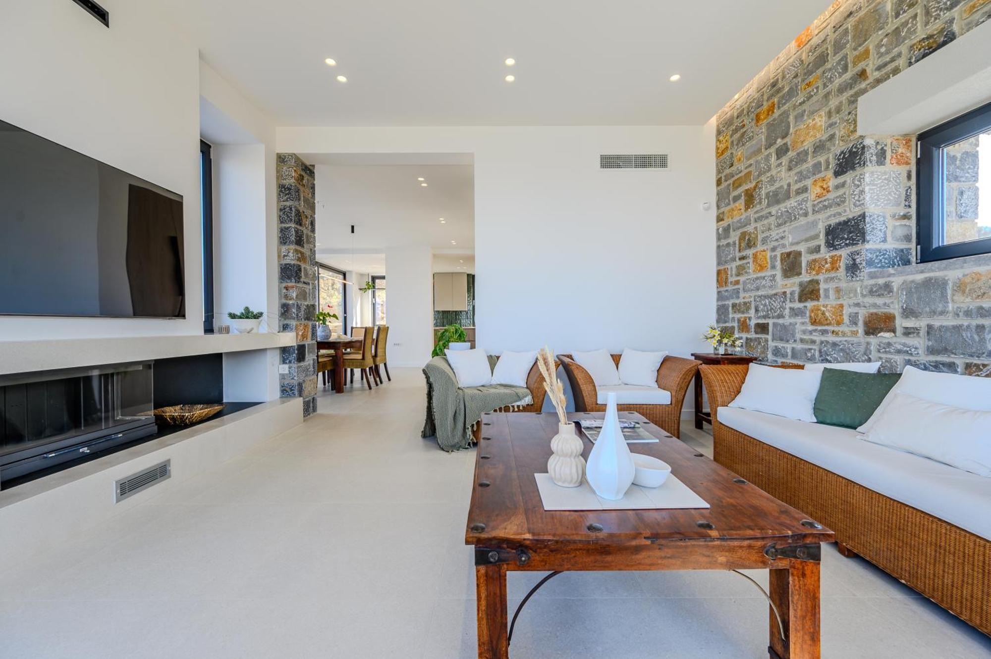 Theasea Beachfront Luxury *