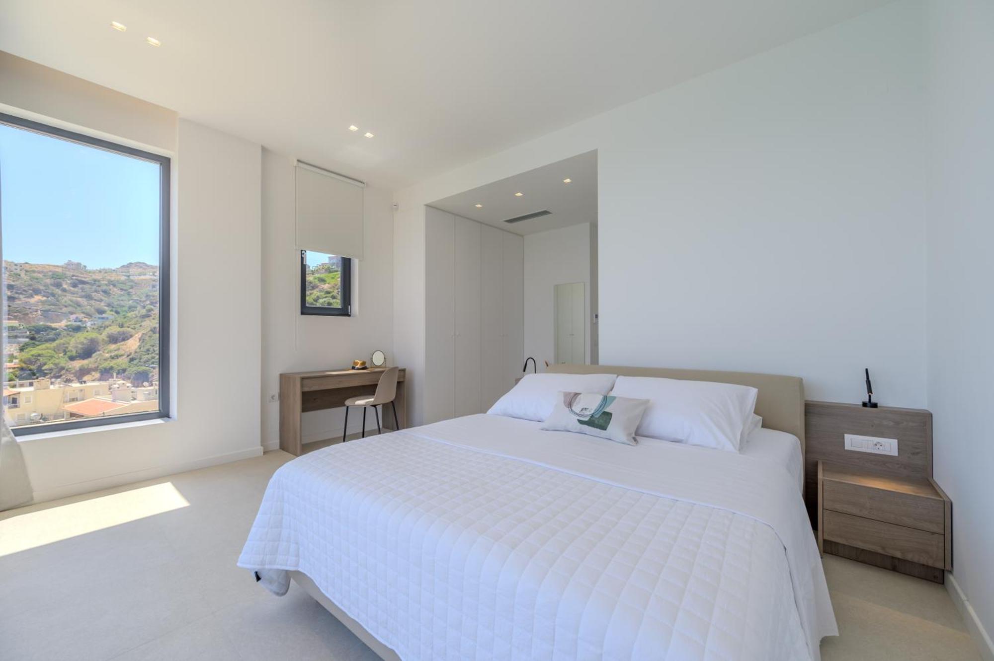 Theasea Beachfront Luxury Ligaria (Crete)