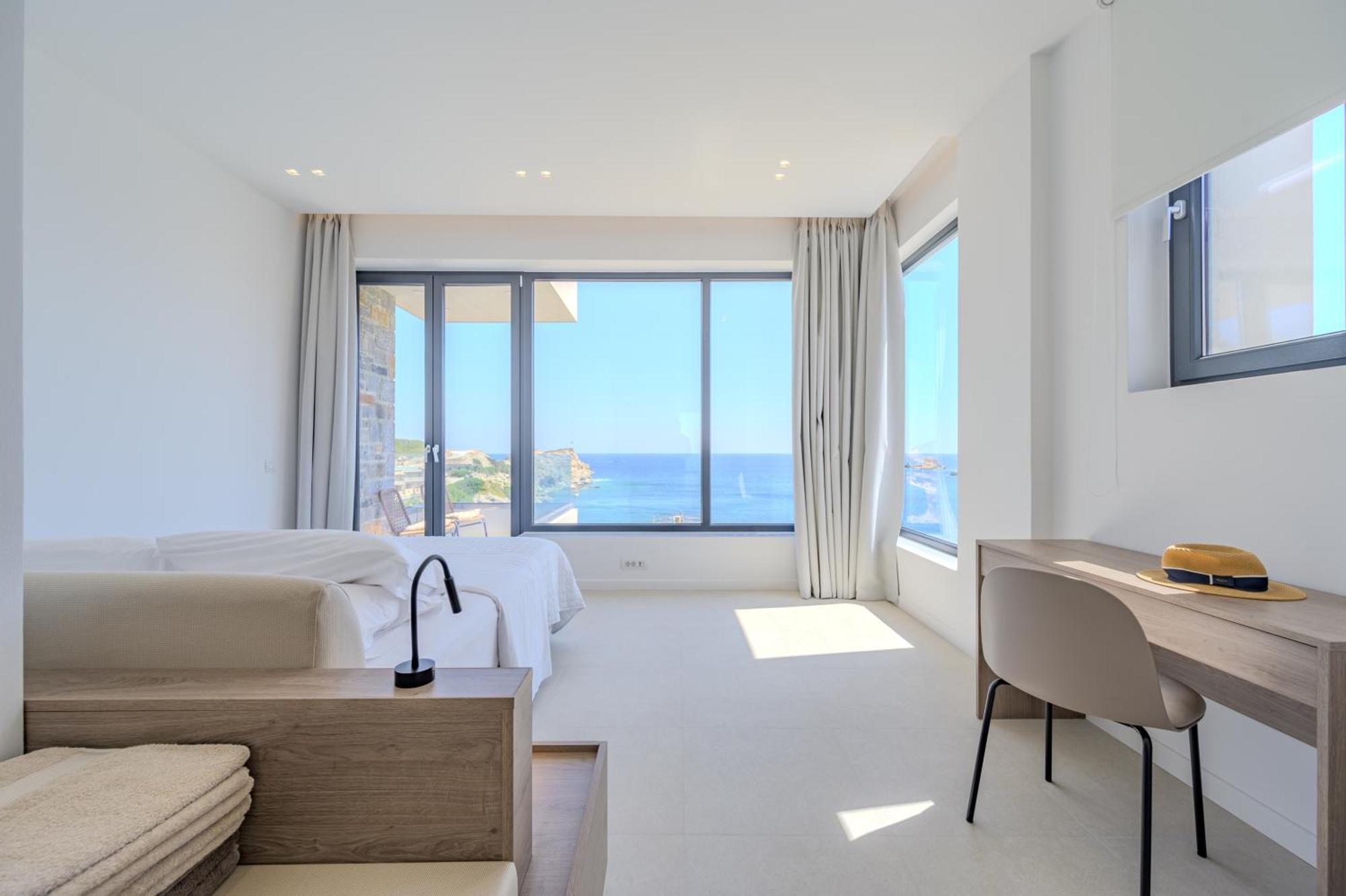 Theasea Beachfront Luxury