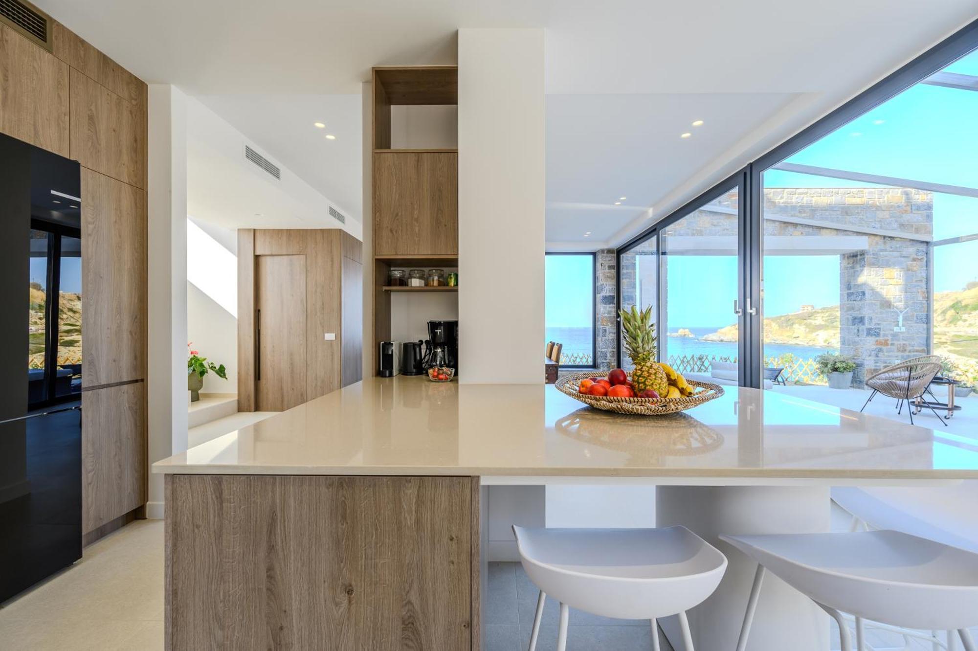Theasea Beachfront Luxury Ligaria (Crete)
