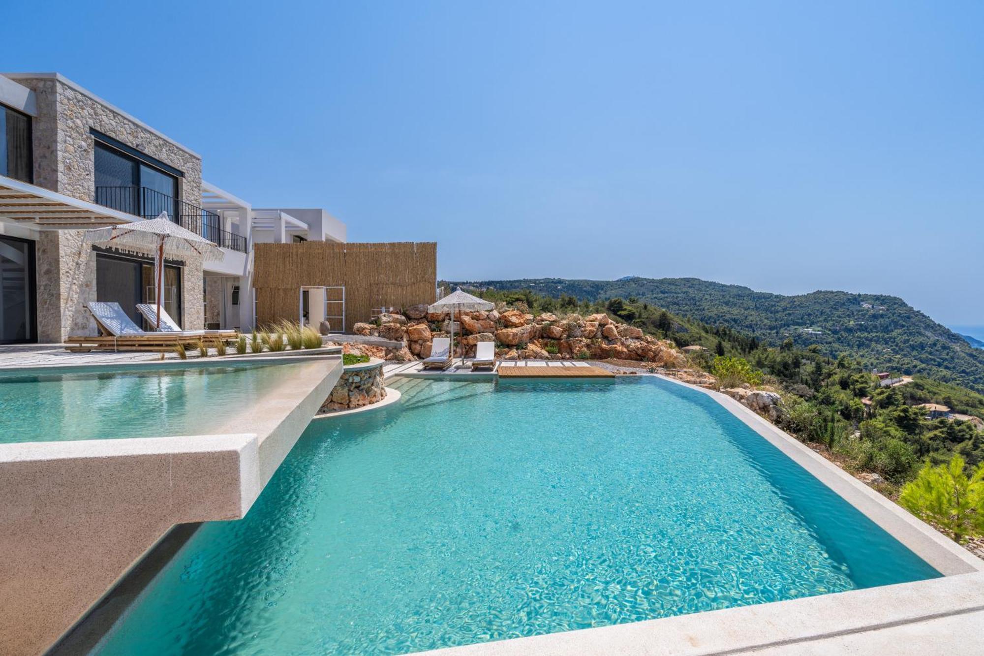 Nero Lefkada Villa Tsoukaladhes