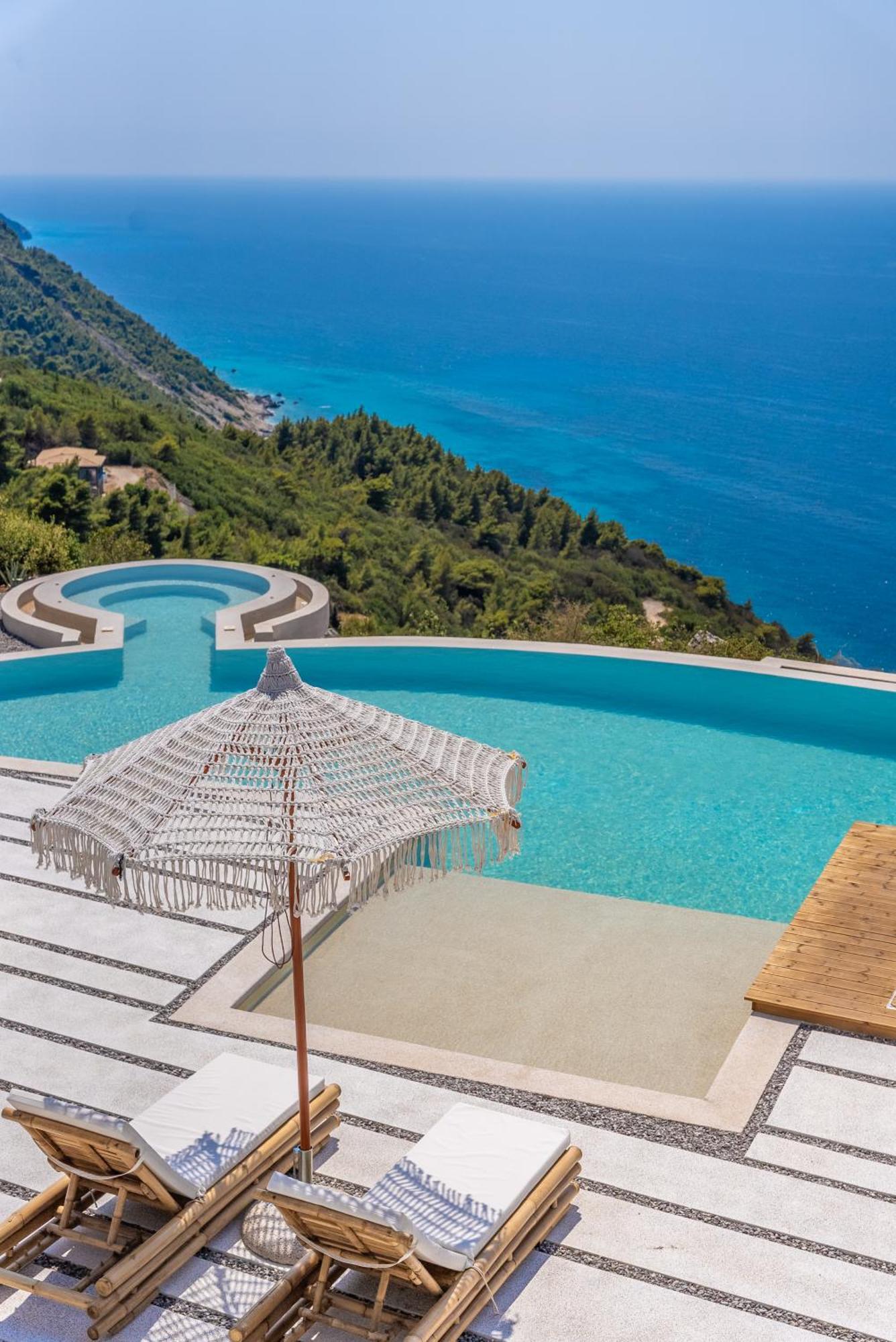 Nero Lefkada *