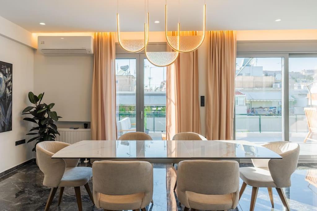 Luxury 4bdrm Penthouse With Jacuzzi Near Acropolis Athens
