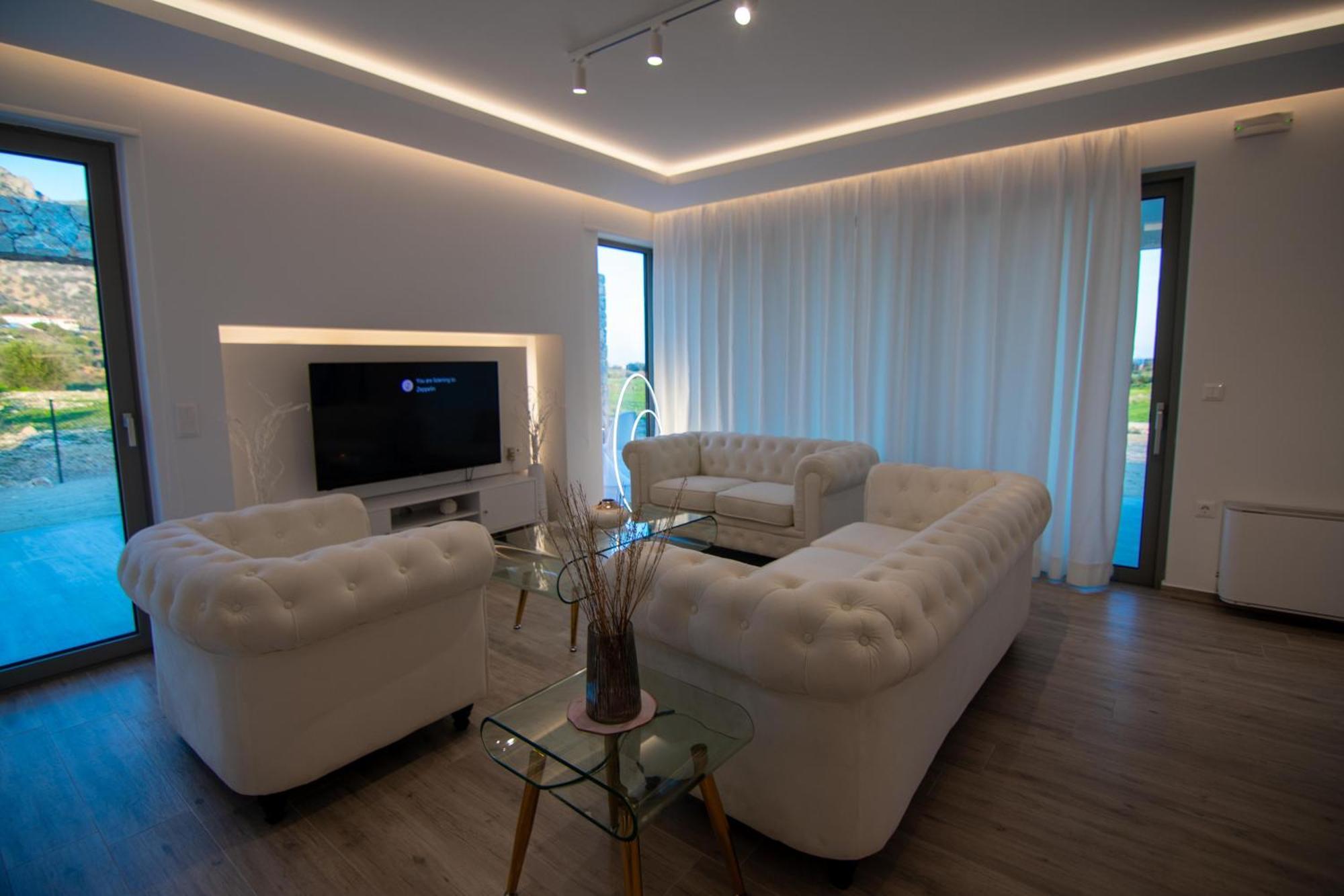 Villa Bianca Luxury House