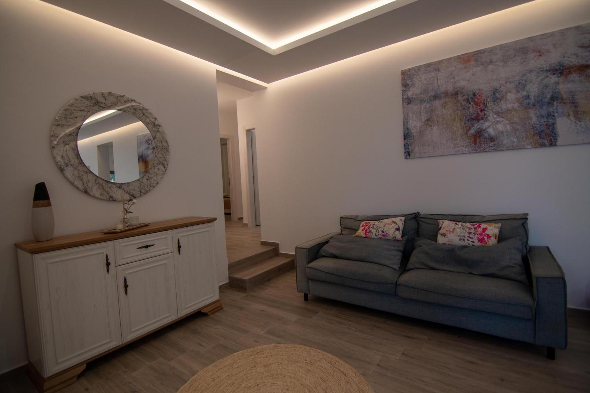 Villa Bianca Luxury House