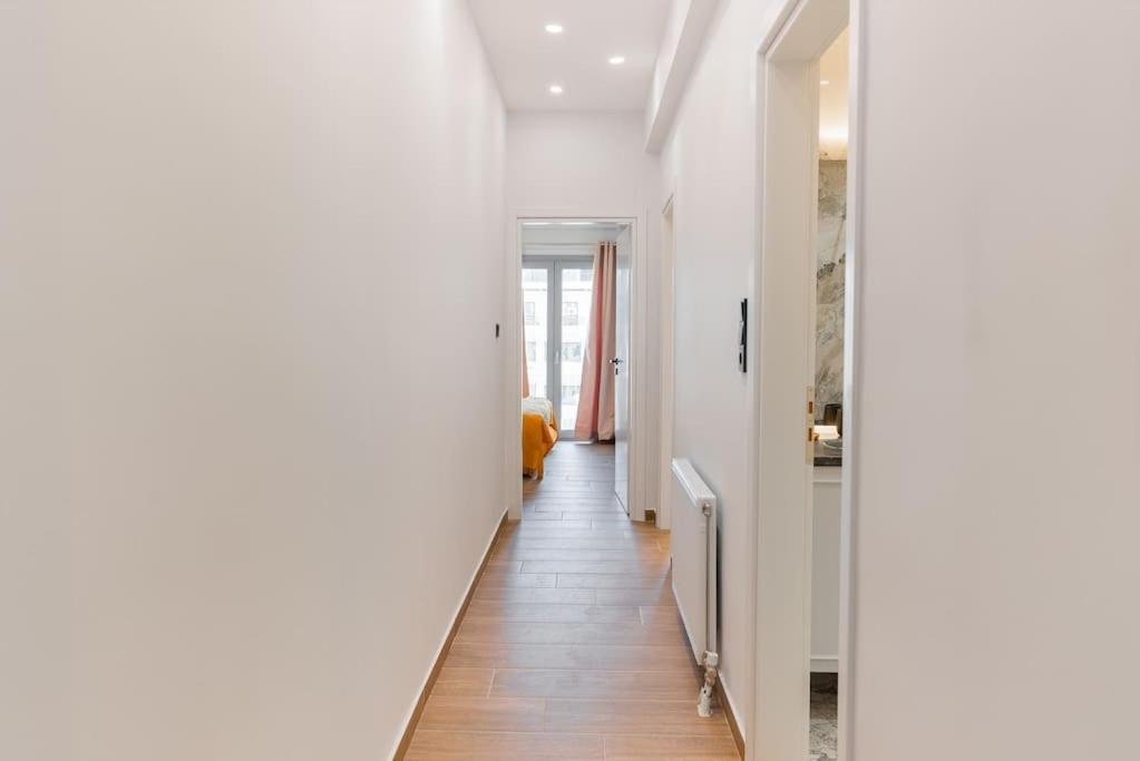 Apartment Luxury 4bdrm Penthouse With Jacuzzi Near Acropolis