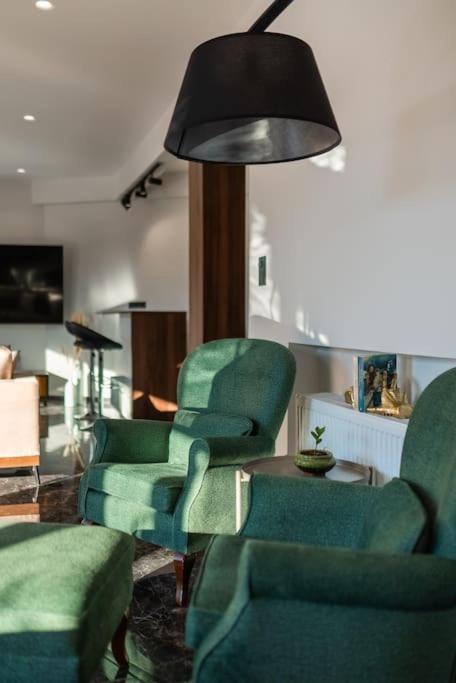 Luxury 4bdrm Penthouse With Jacuzzi Near Acropolis Apartment Athens