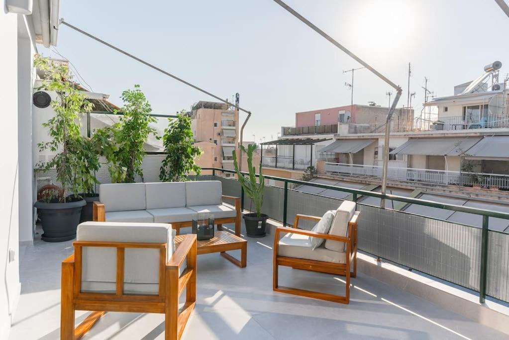 Luxury 4bdrm Penthouse With Jacuzzi Near Acropolis Athens