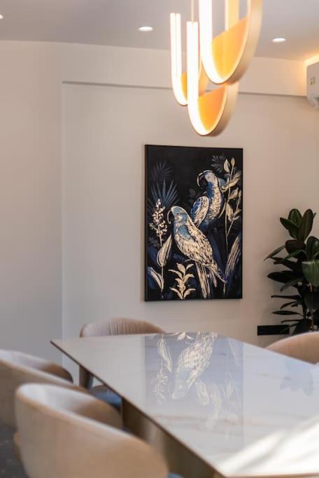 Luxury 4bdrm Penthouse With Jacuzzi Near Acropolis Apartment Athens