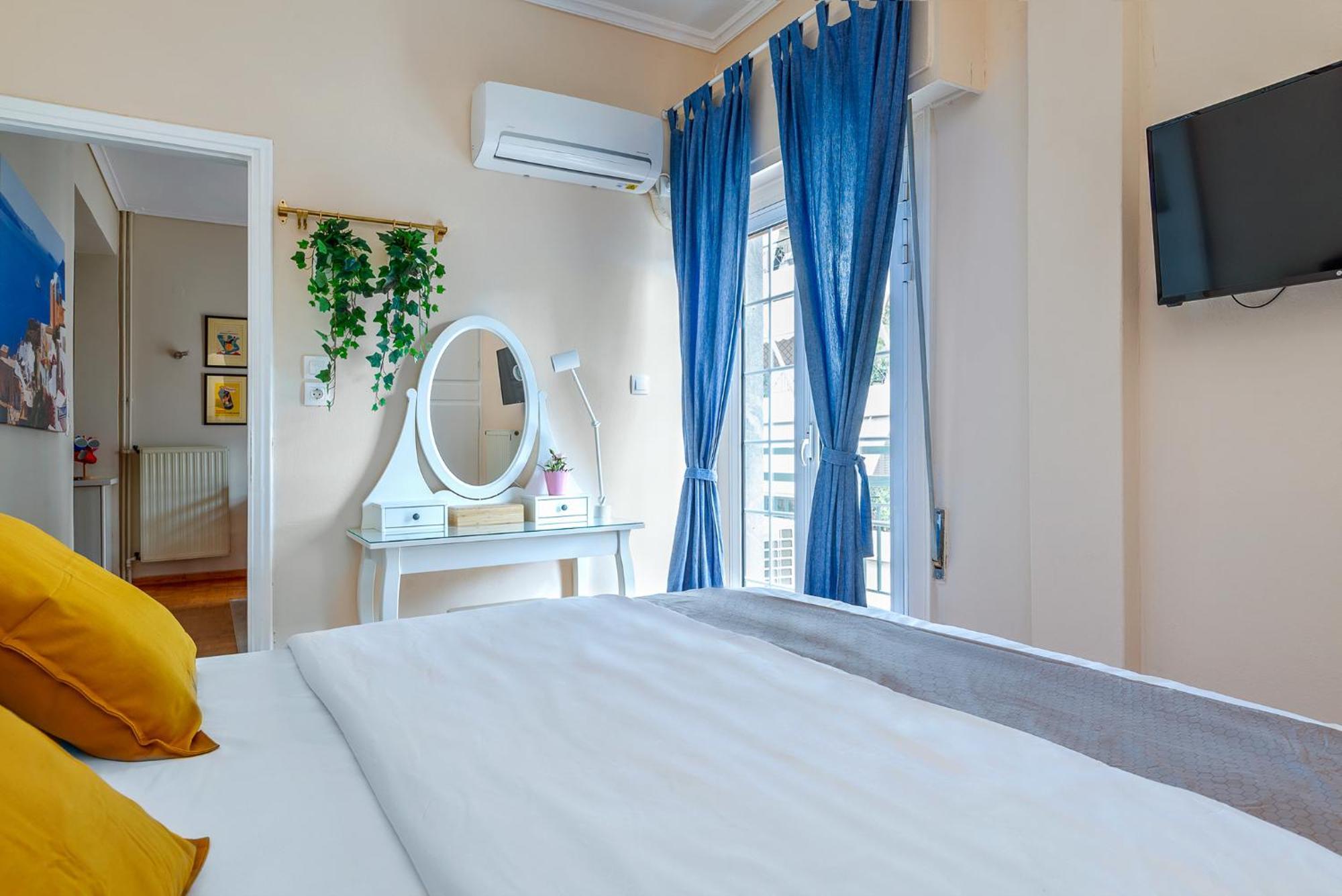 Cozy Near Center * Athens