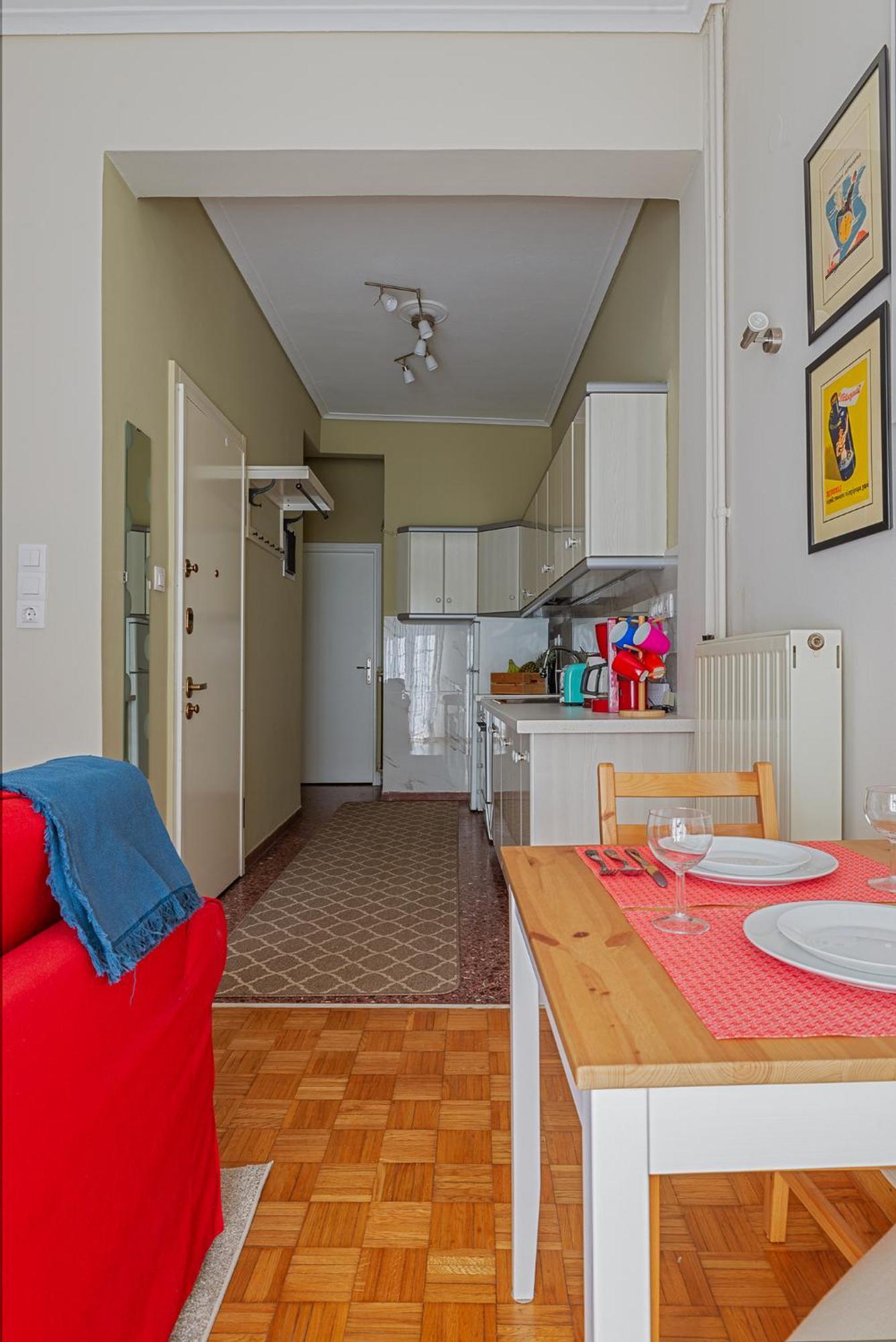 Cozy Near Center Apartment