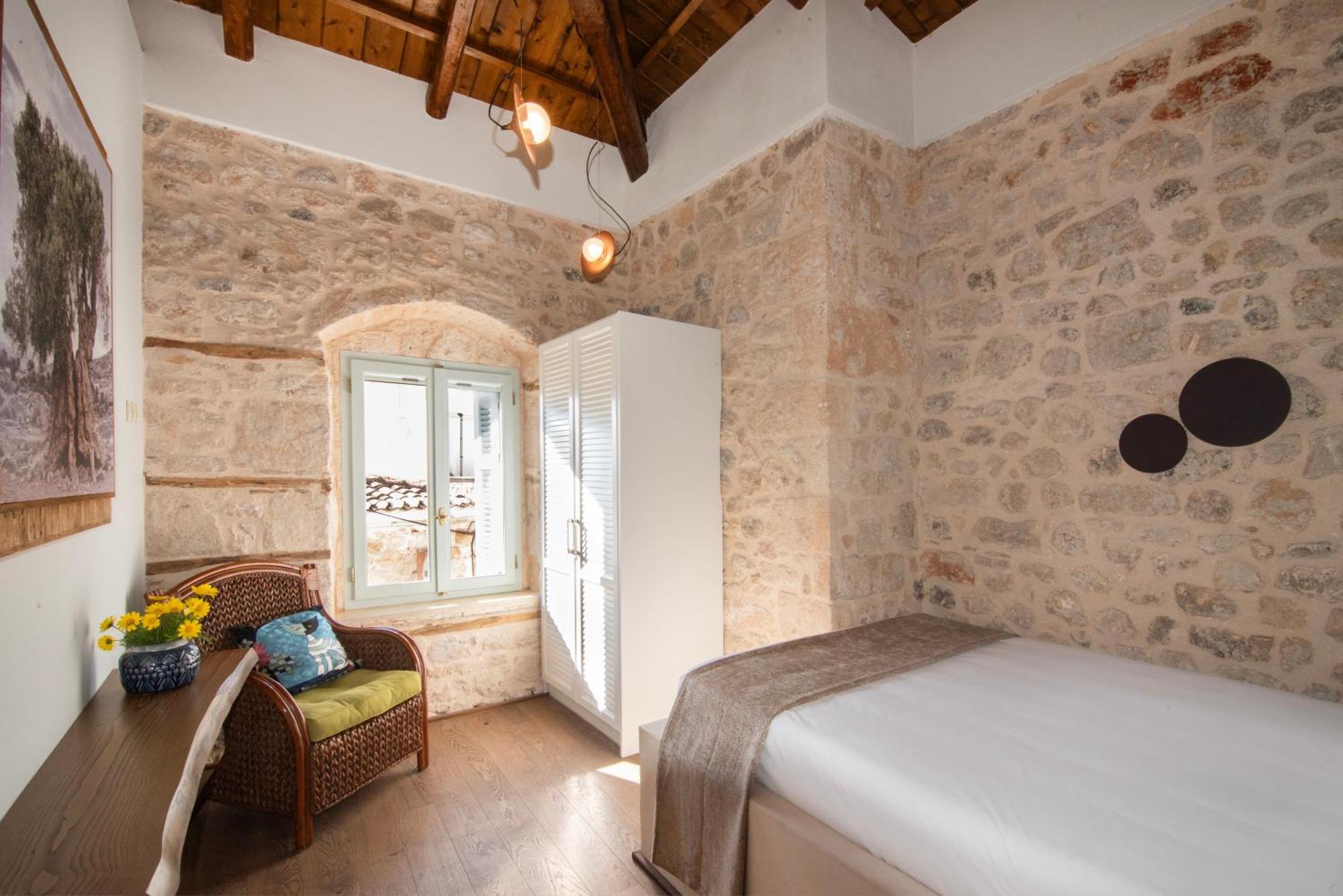 Wood And Stone Town ηouse Aegina