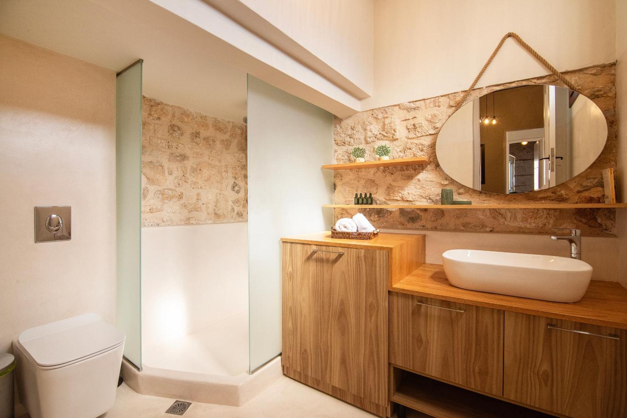 Apartment Wood And Stone Town ηouse *
