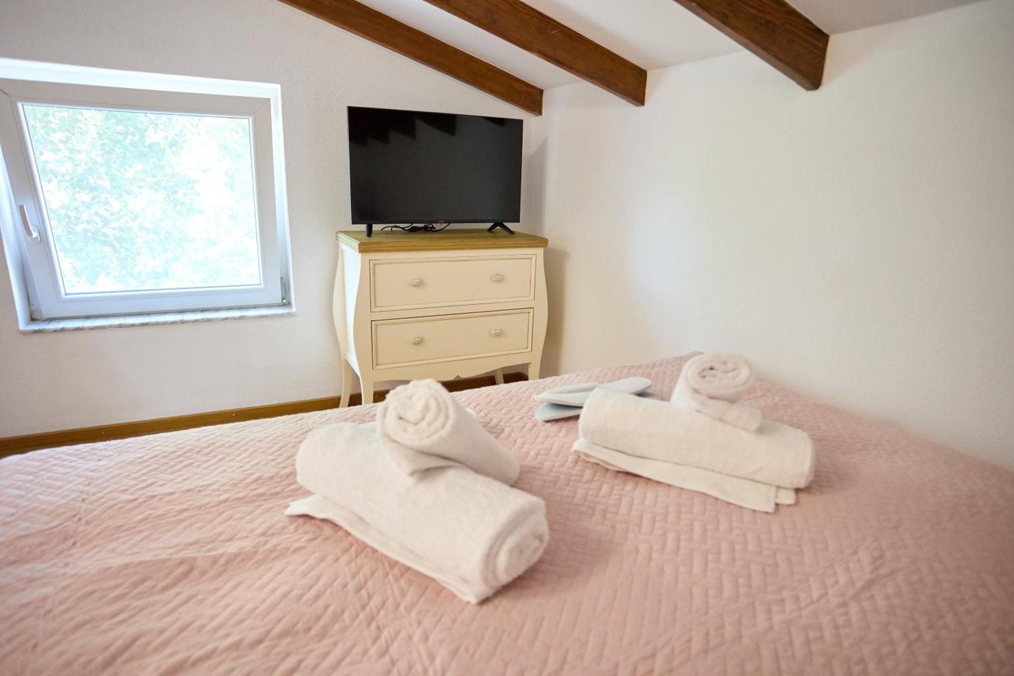 Cozy Sofita In Chios Island Apartment