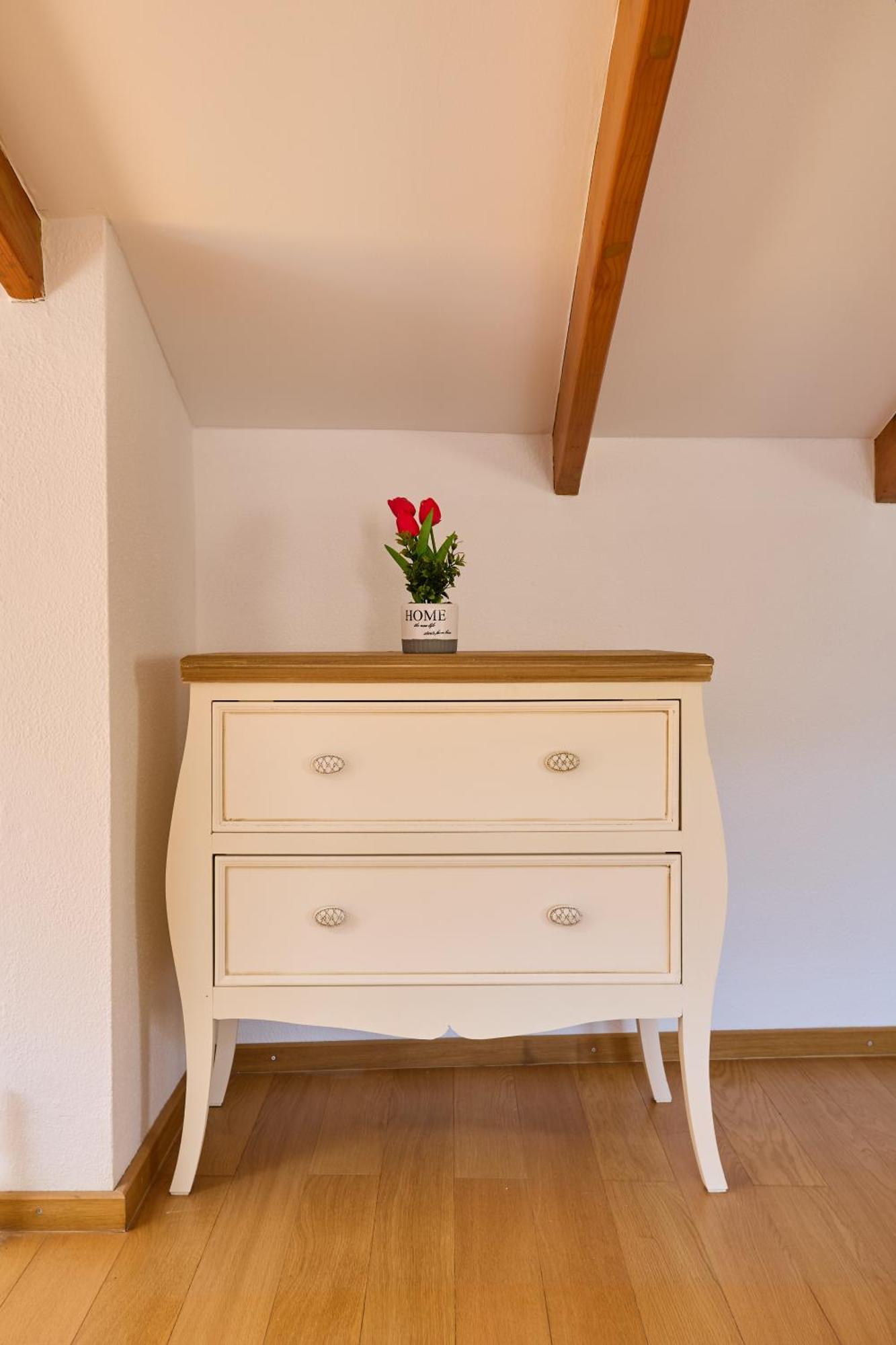 Cozy Sofita In Chios Island Apartment