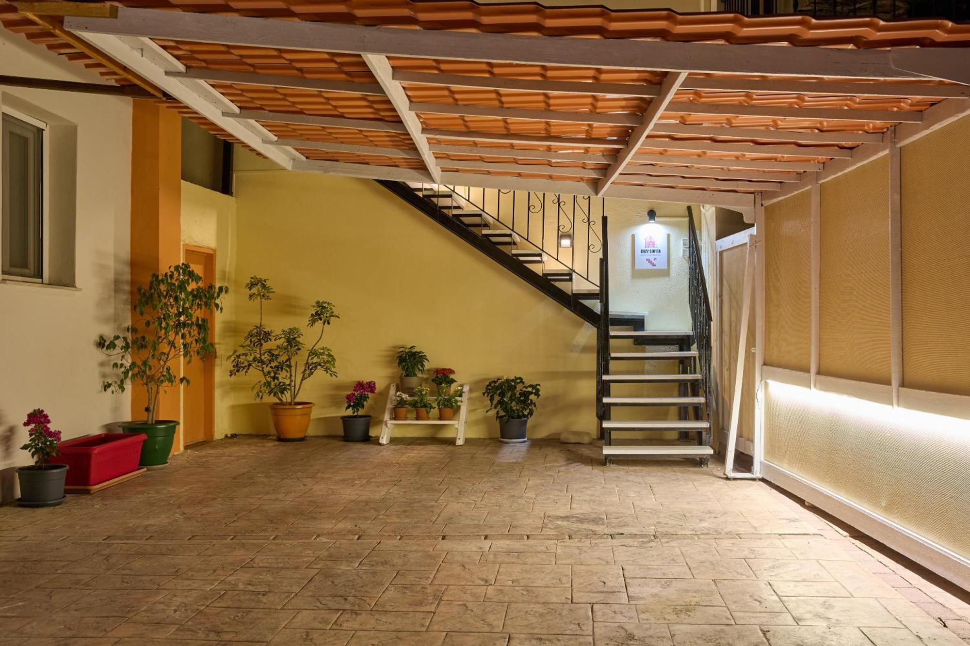 Cozy Sofita In Chios Island