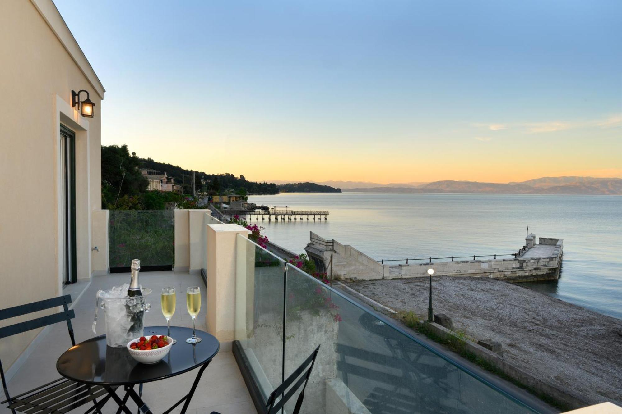 Holiday home Achillion Bay *