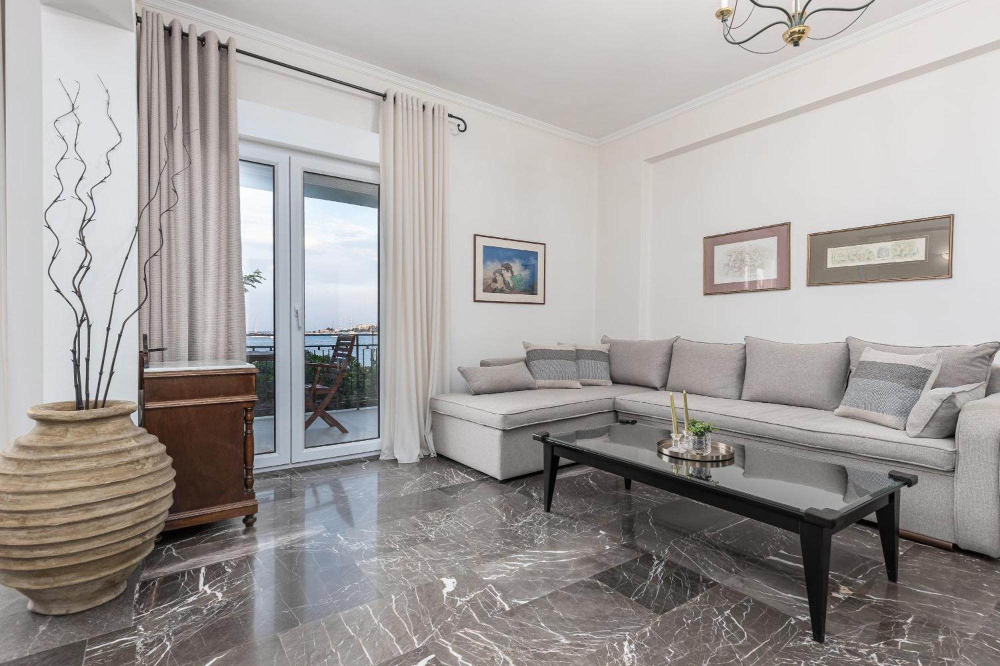Melodia E Mare Corfu (city)