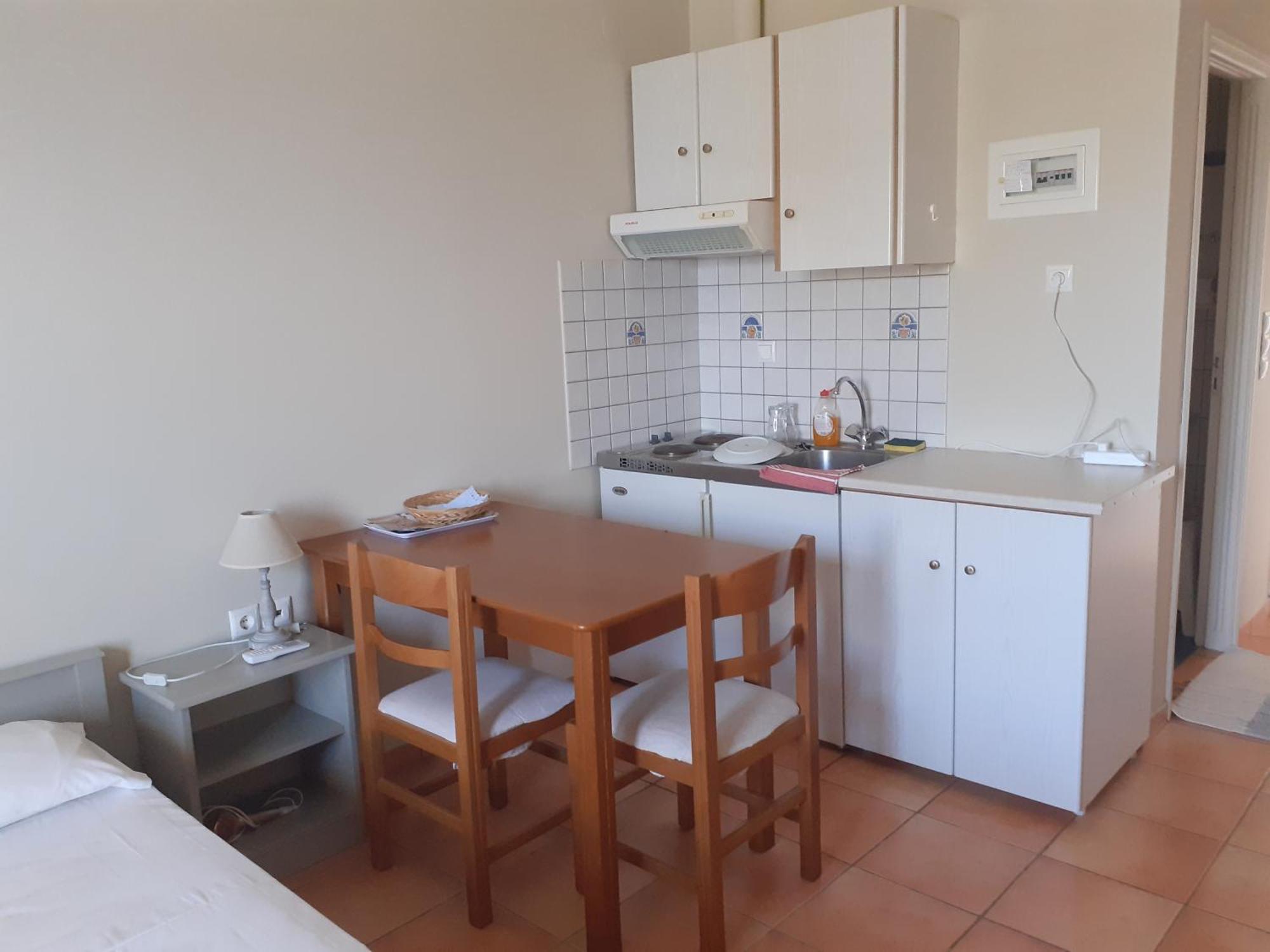 Kritikos Apartment