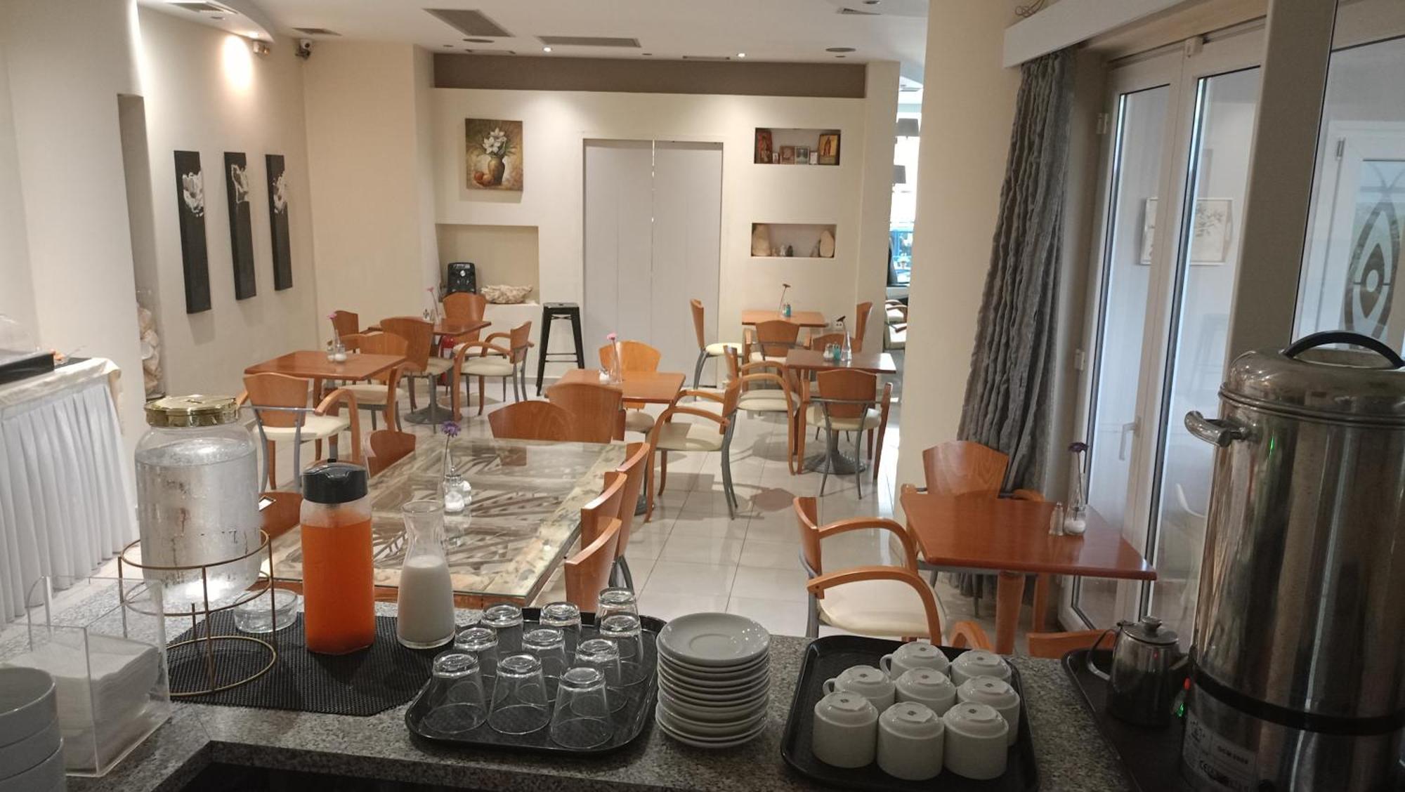 Efstratios Hotel 2*