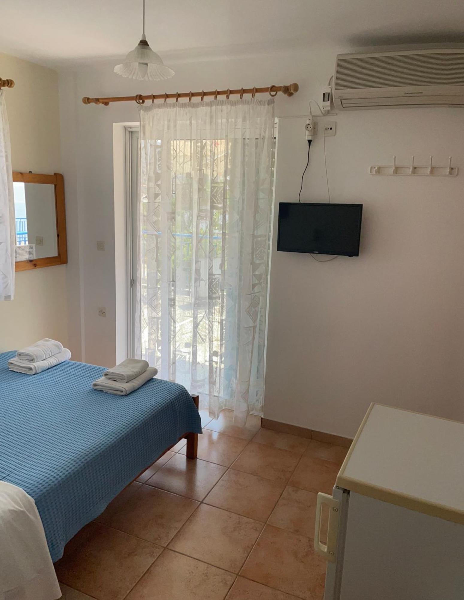 Glaros Apartment