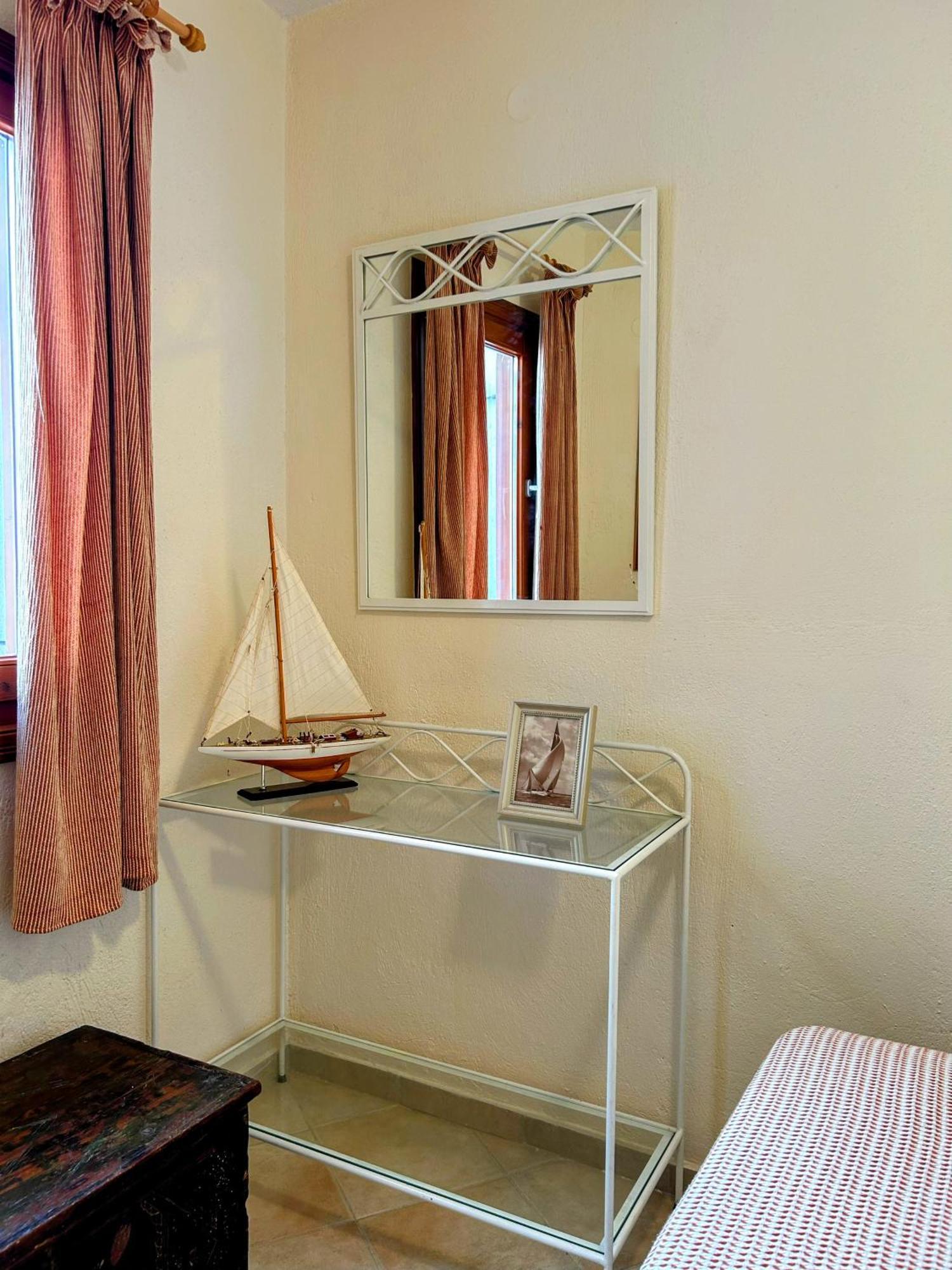 Maistros - Pera Apartment Skopelos Town