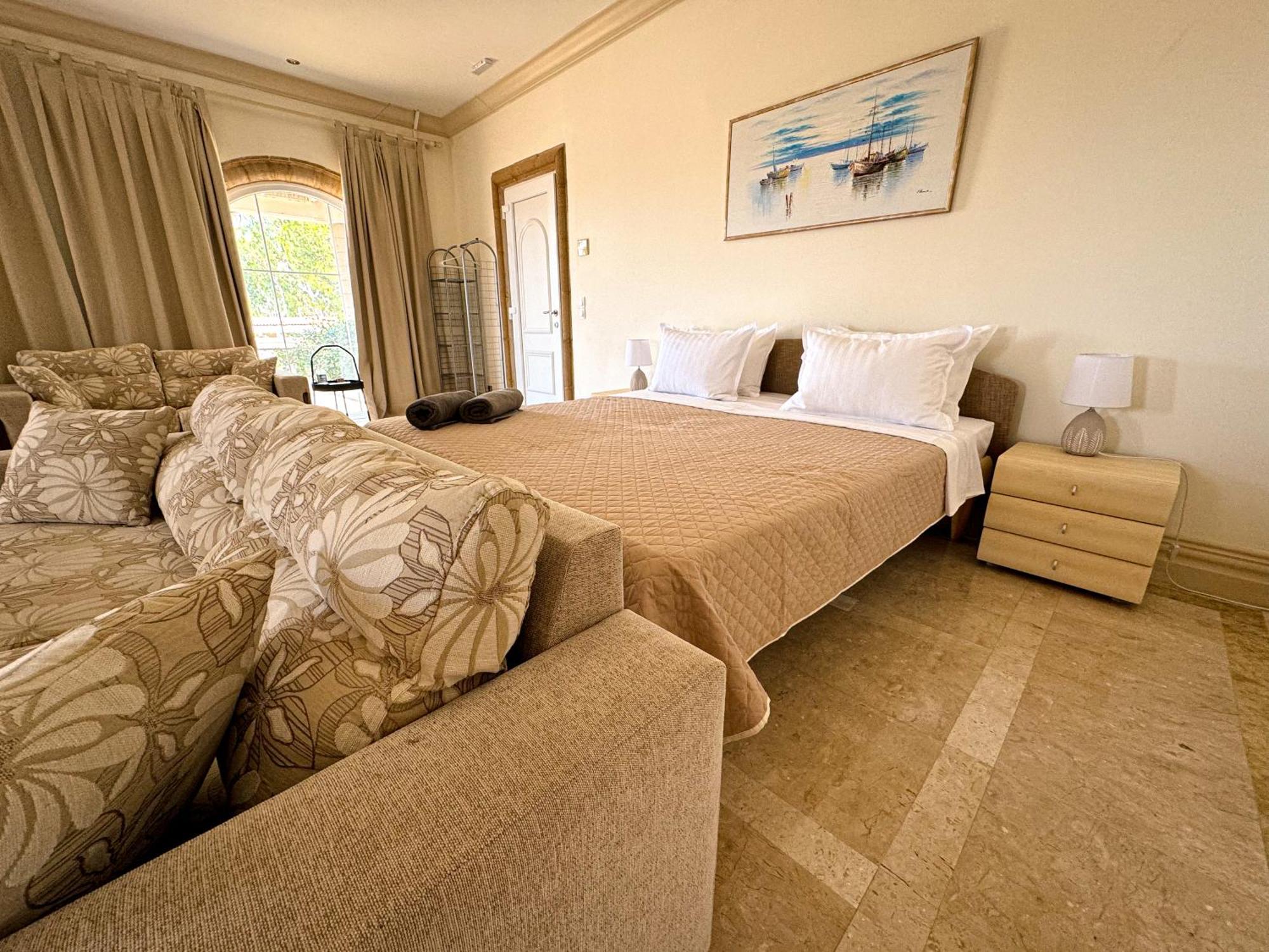 Nostrana Village Apartment *