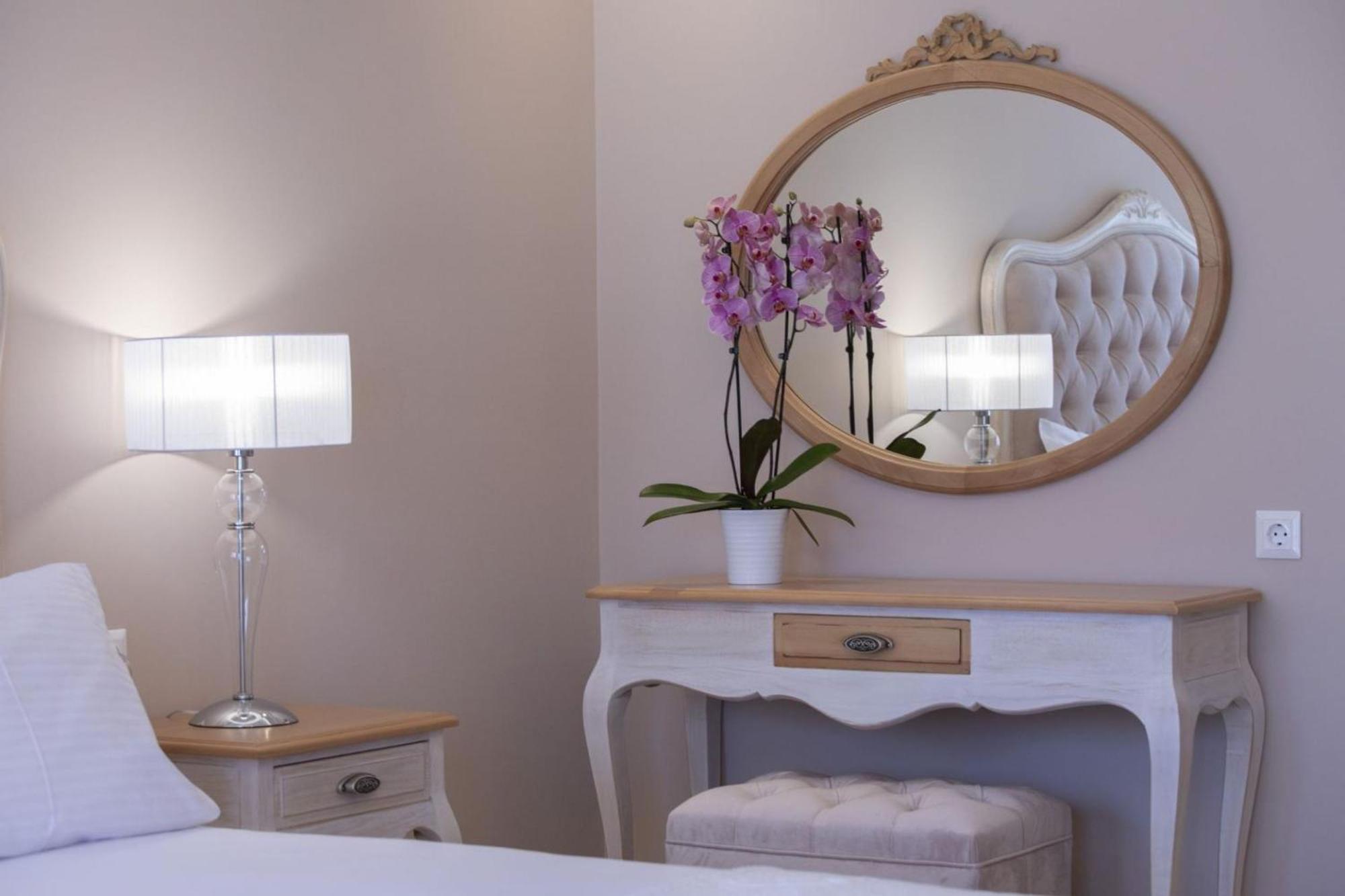 Vk Luxury - Private Parking - Adults Only Apartment