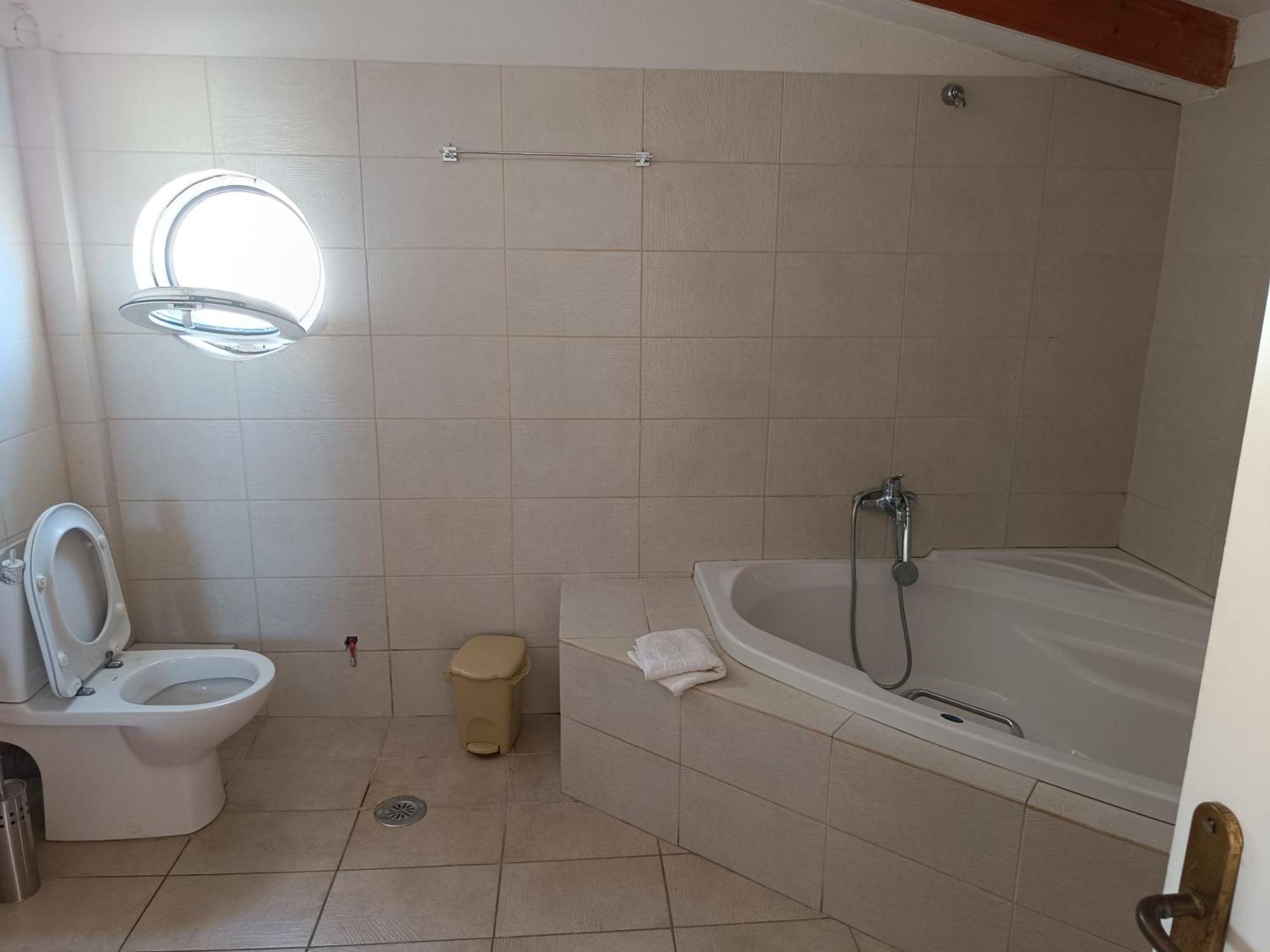 Mare E Monti2 Apartment *