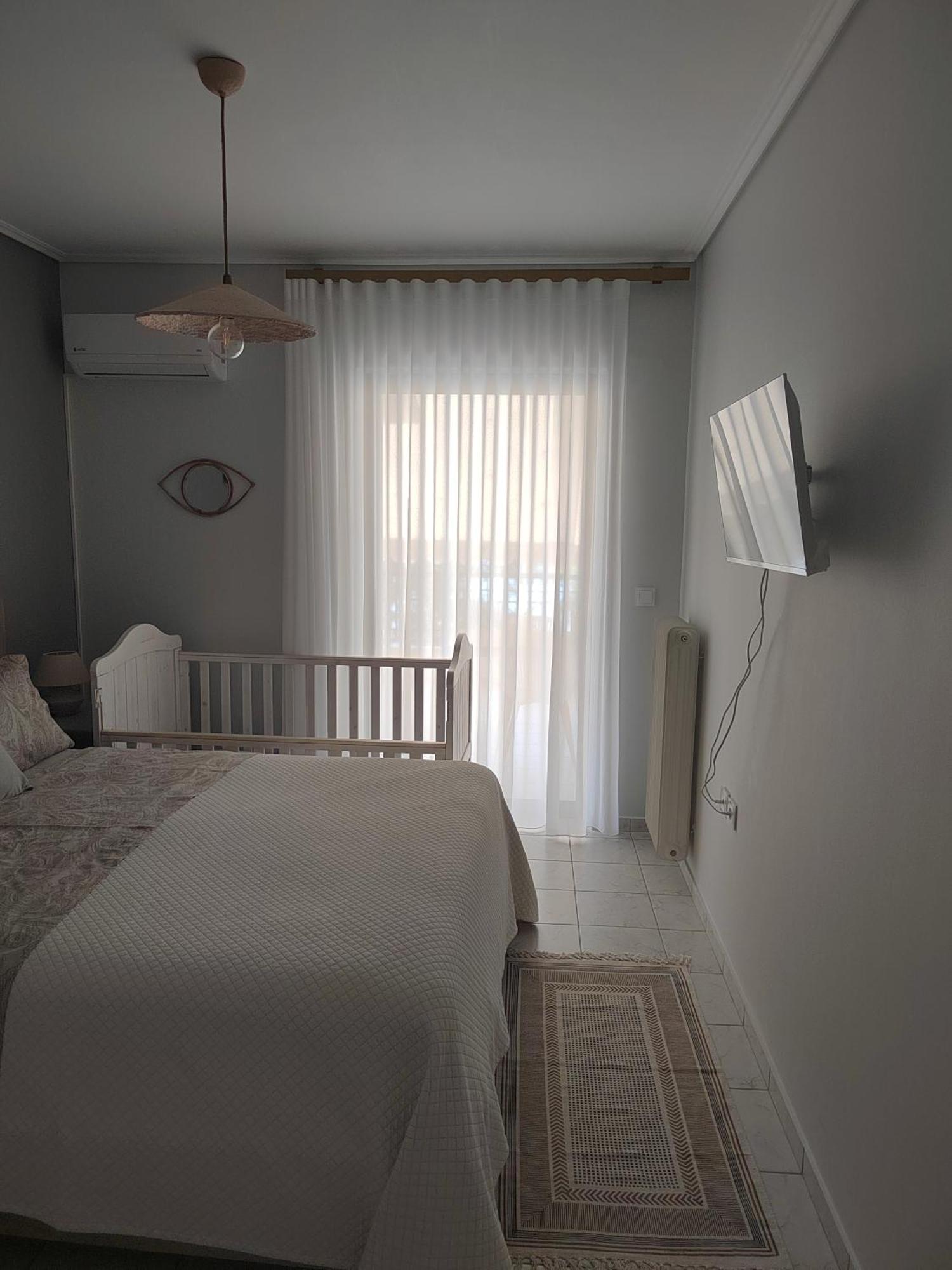 The Cozy Seaside Apartment *