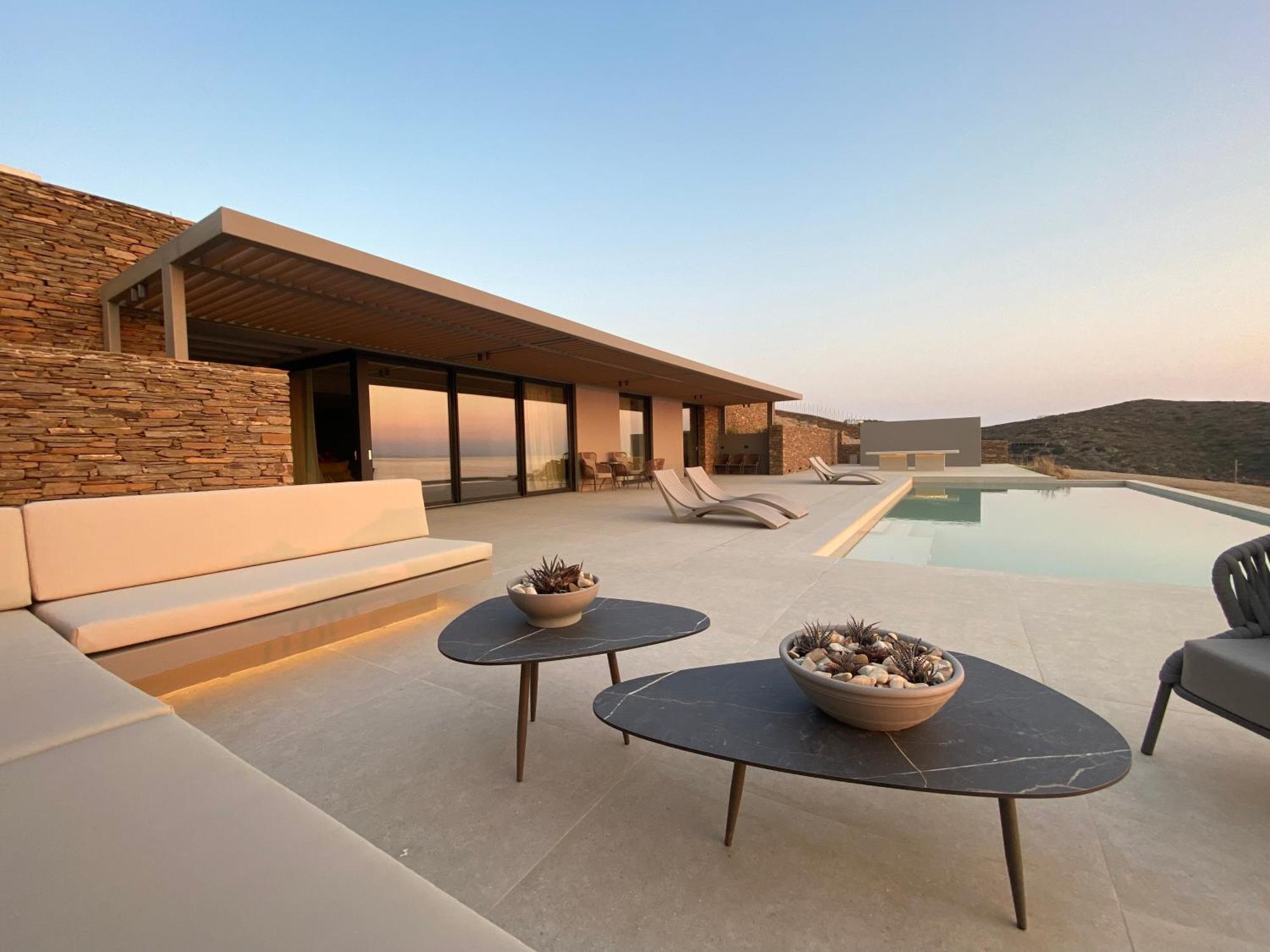Villa Big Blue Gavrio