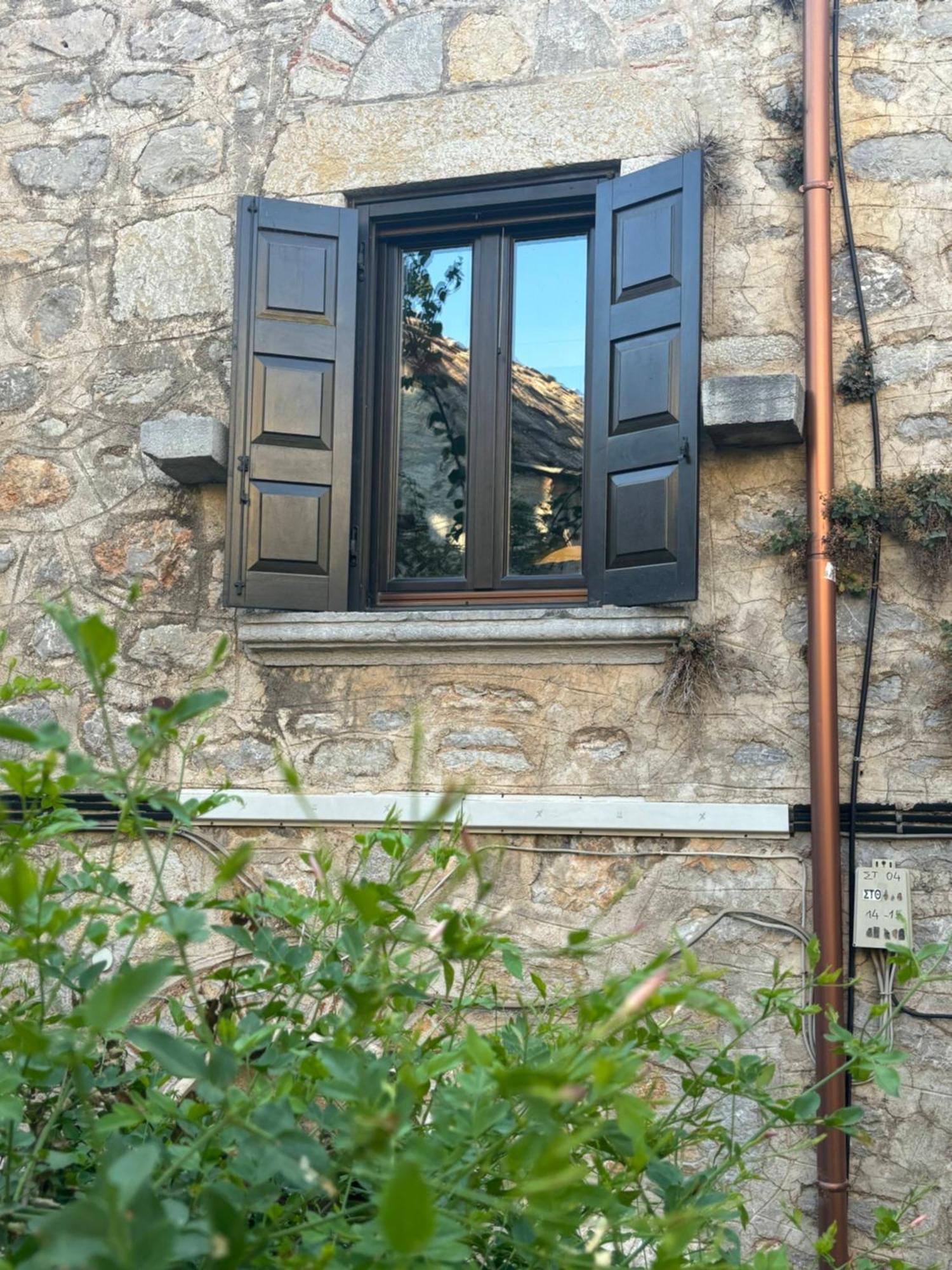μεσαιωνικός οικισμός *
