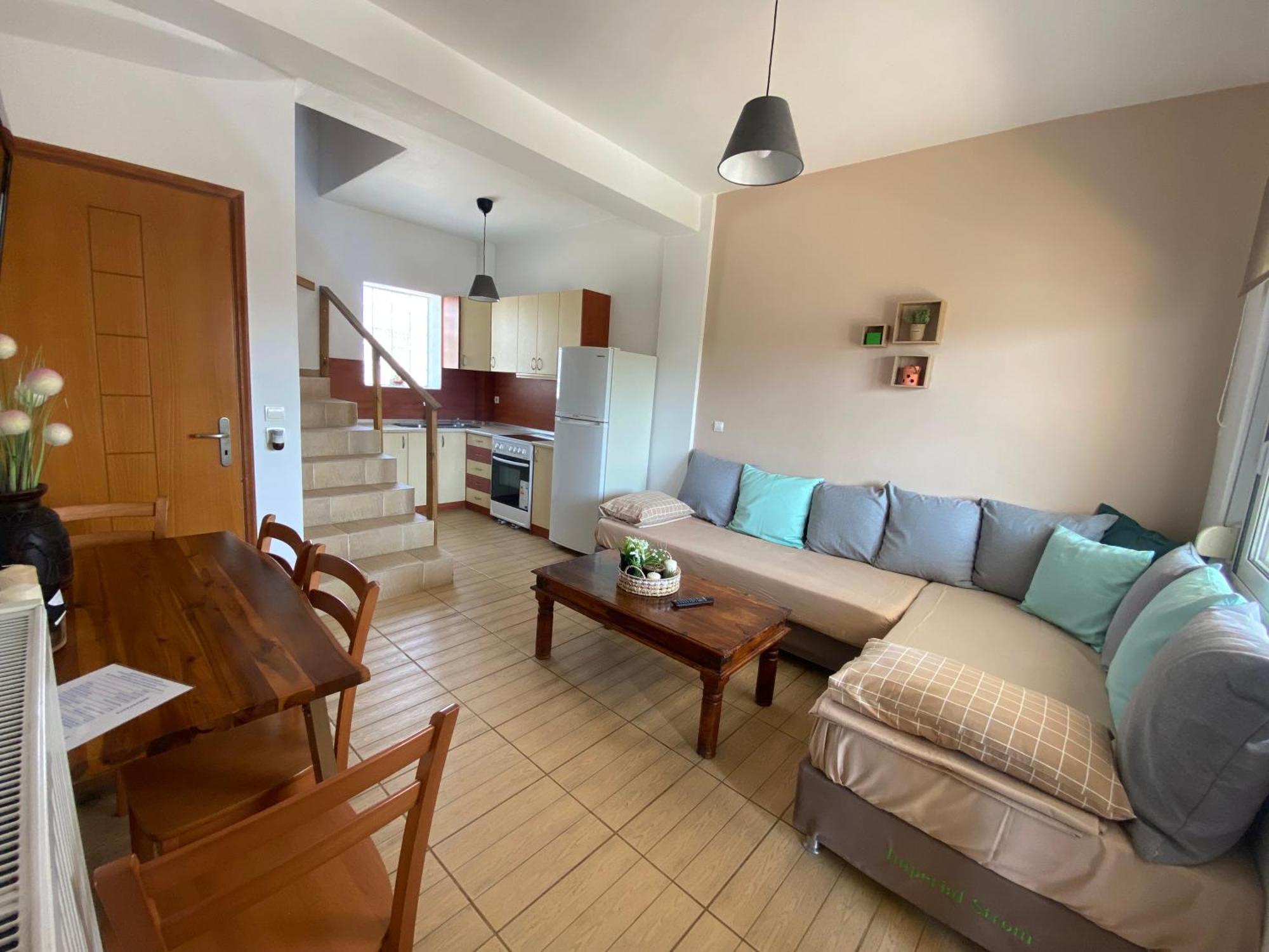 Dimitra's Maisonette At Rafaella Apartment