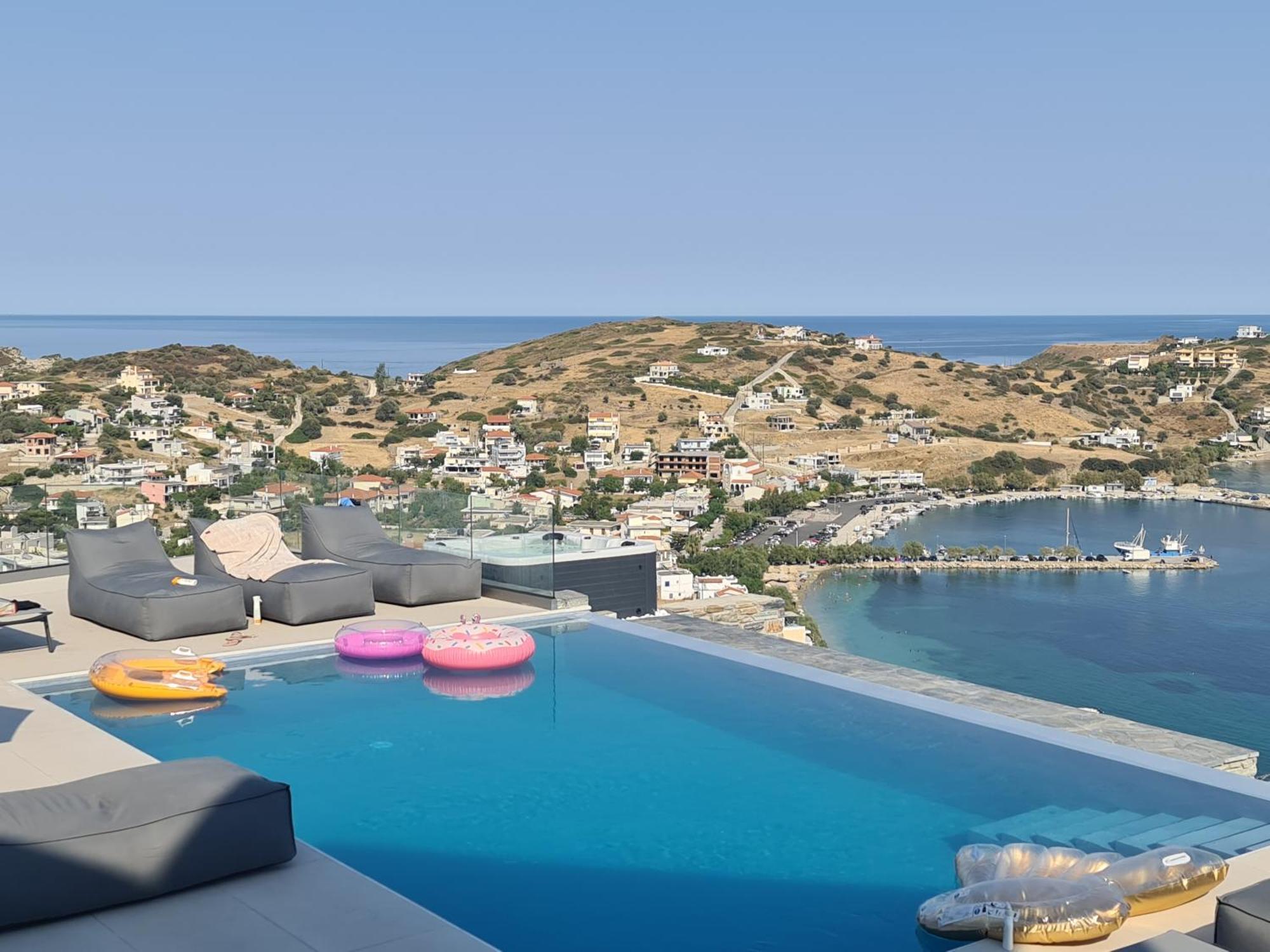 Villa Petra Luxury *