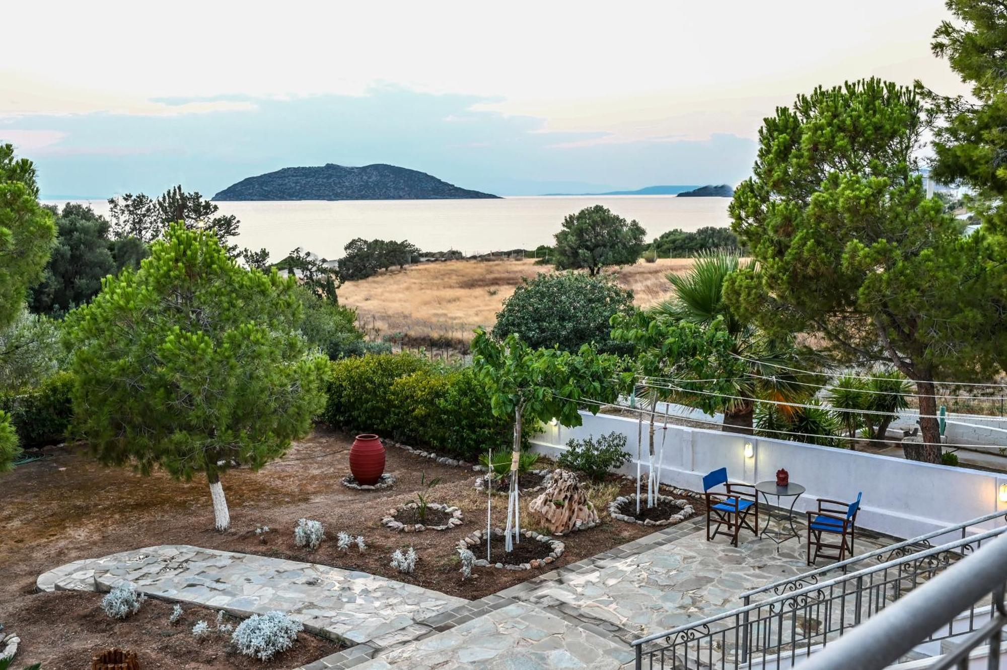 Holiday home Morfo's Sunset Sounion