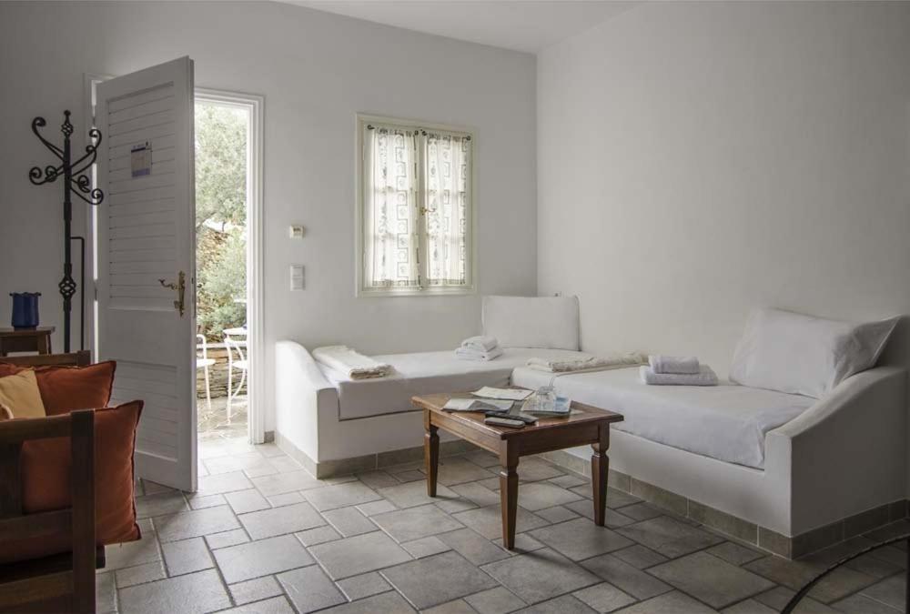 Alexandros Hotel Platis Gialos (Sifnos)