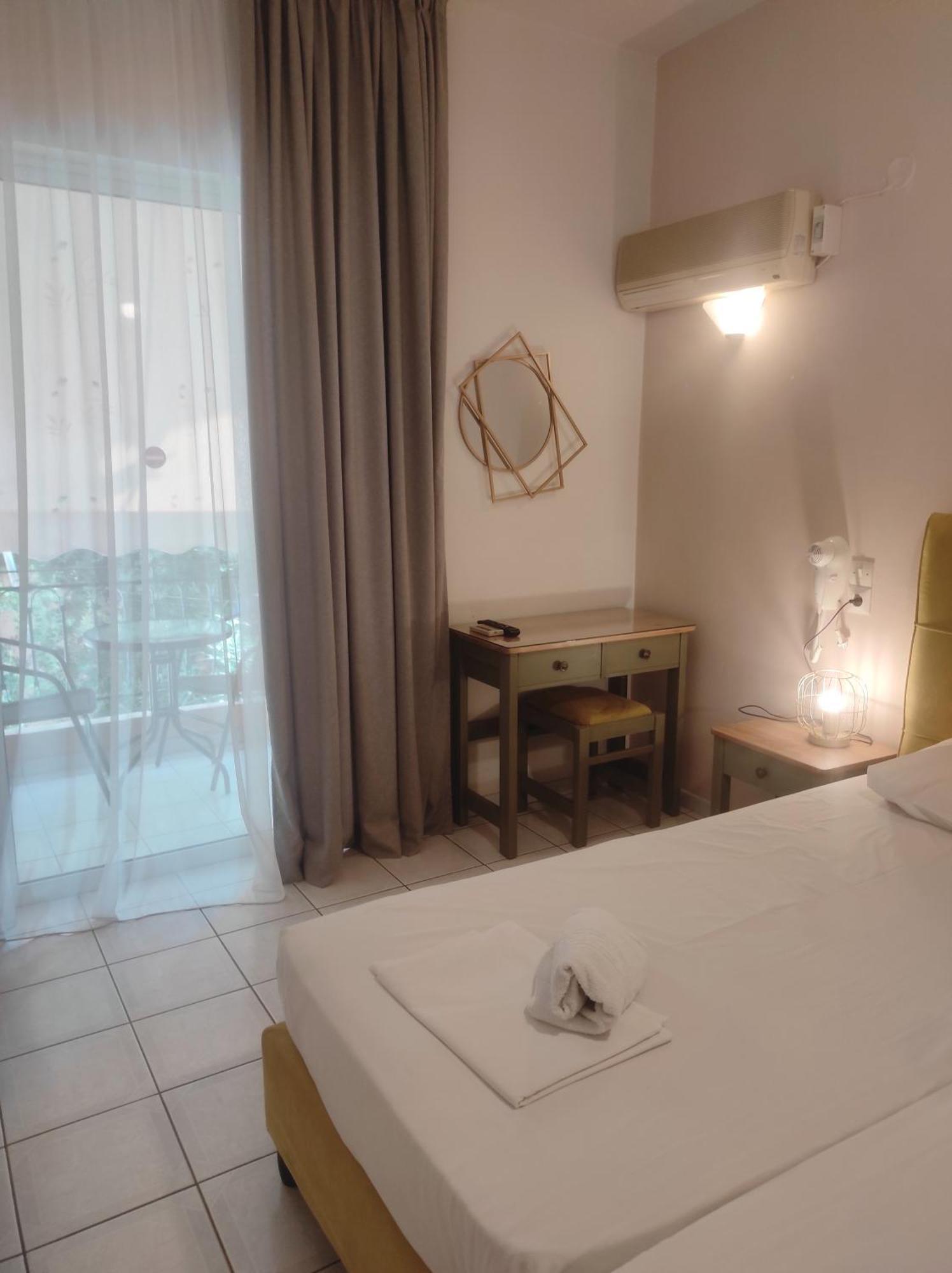 Posidon Aparthotel Loutra Edipsou (Evia)