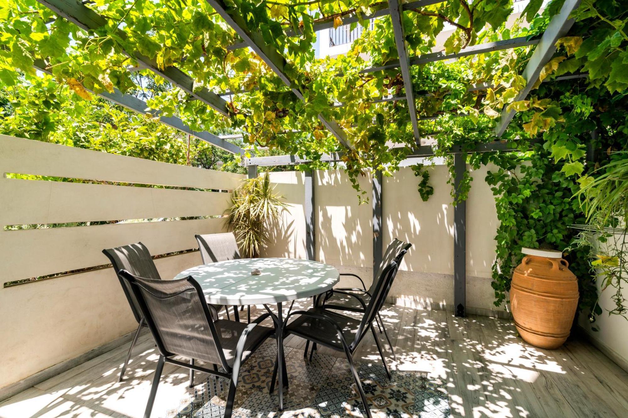 Aparthotel Lefka & Rhodes City