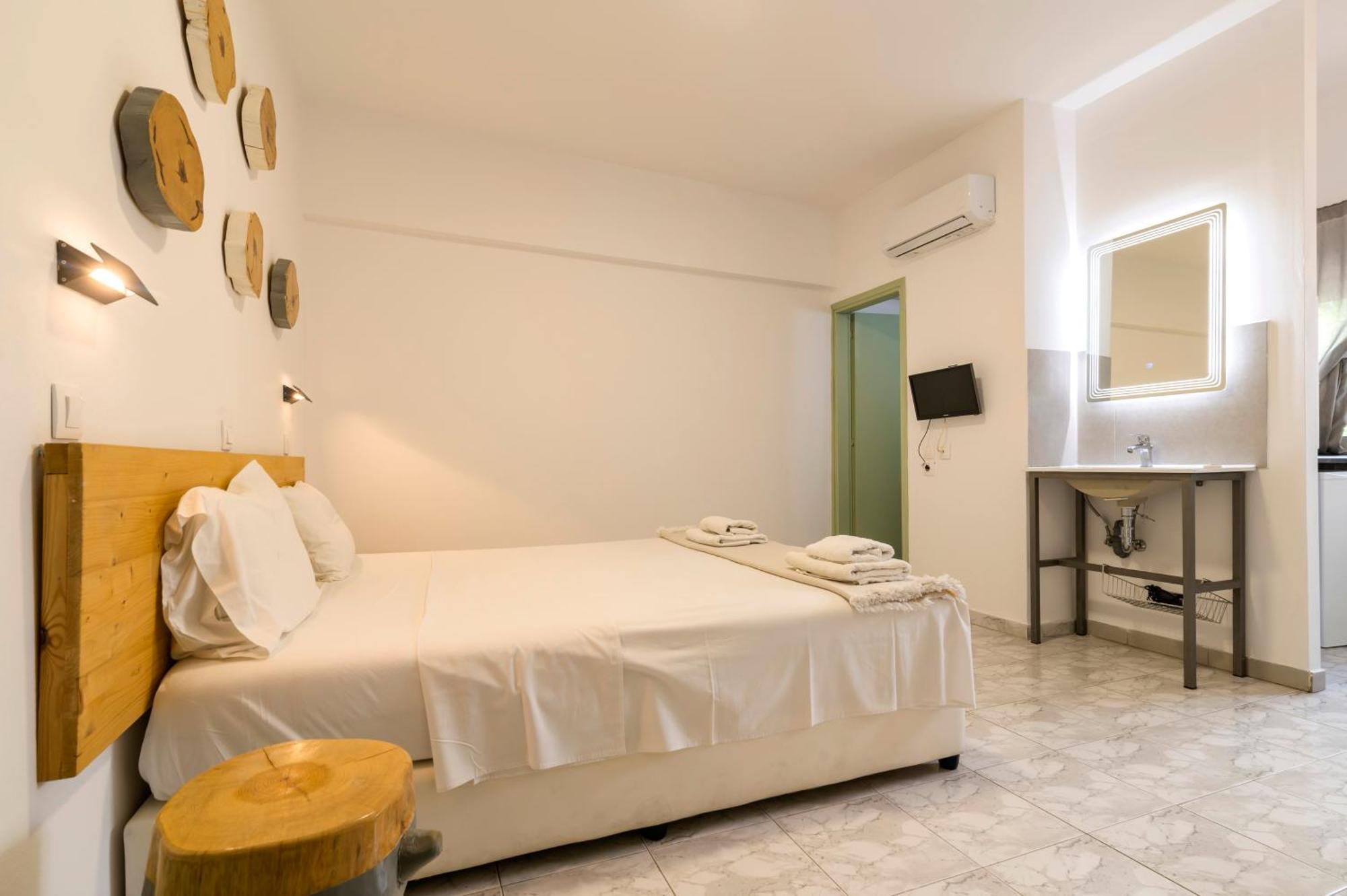 Lefka & Aparthotel Rhodes City