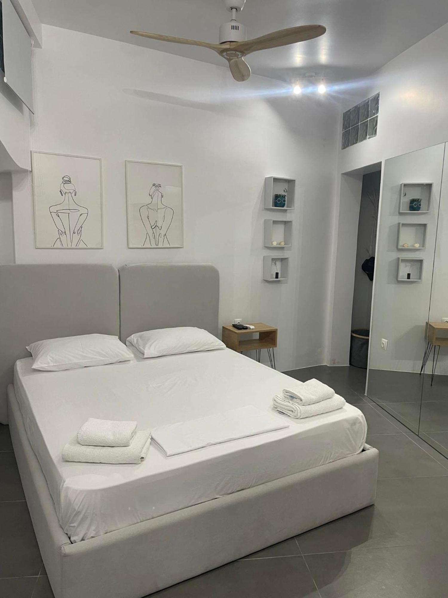 Asterias Apartment *