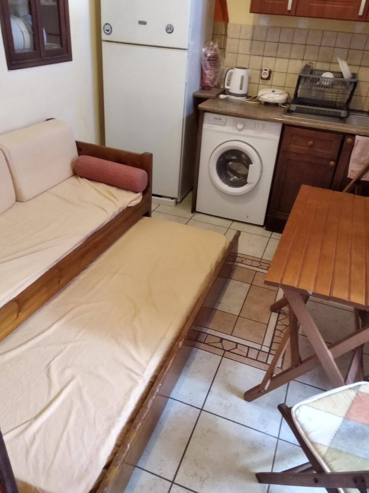 Classical With Style In The Town Apartment Ermoupoli