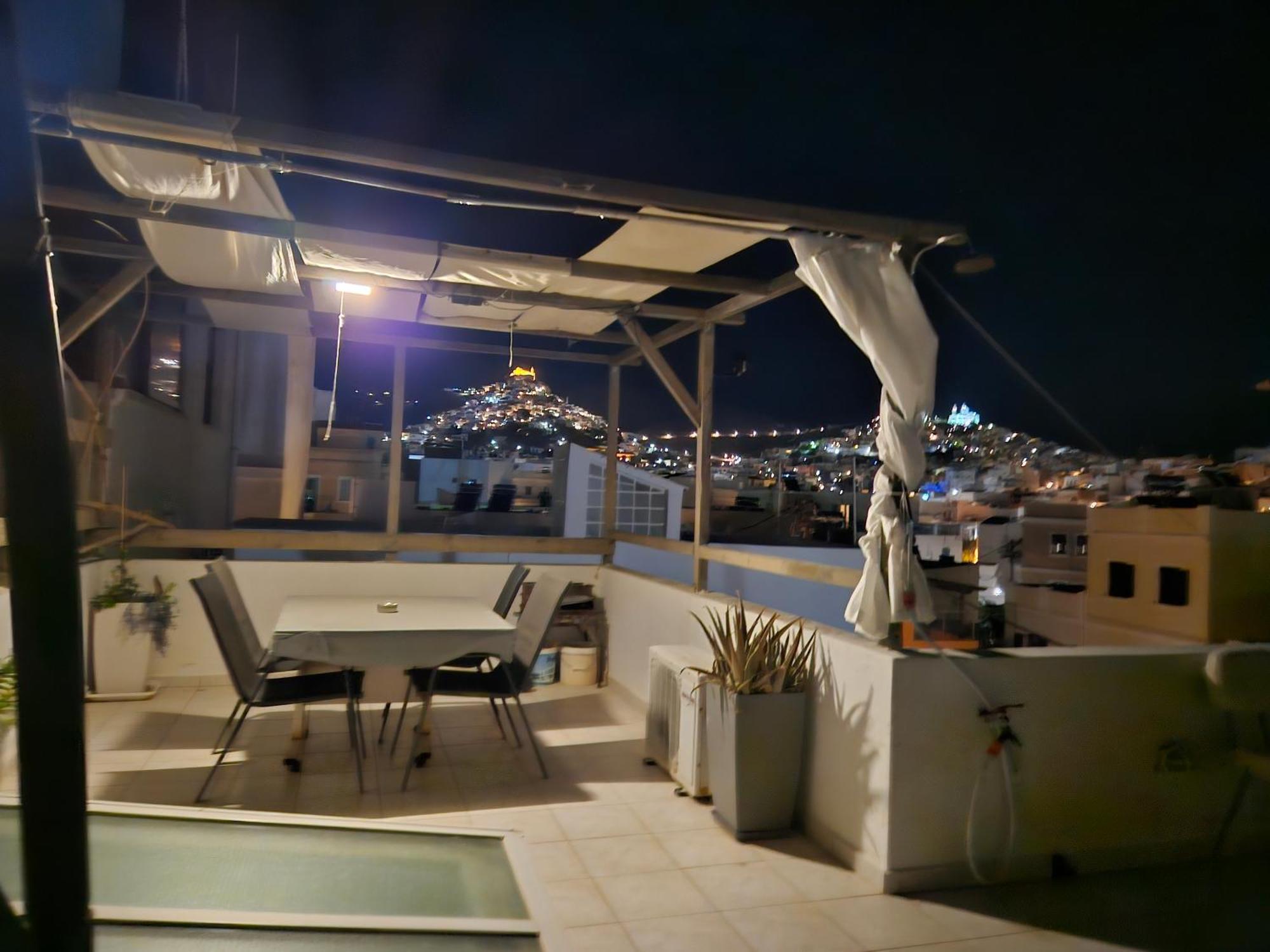 Small Sweet Romantic Apartment Ermoupoli